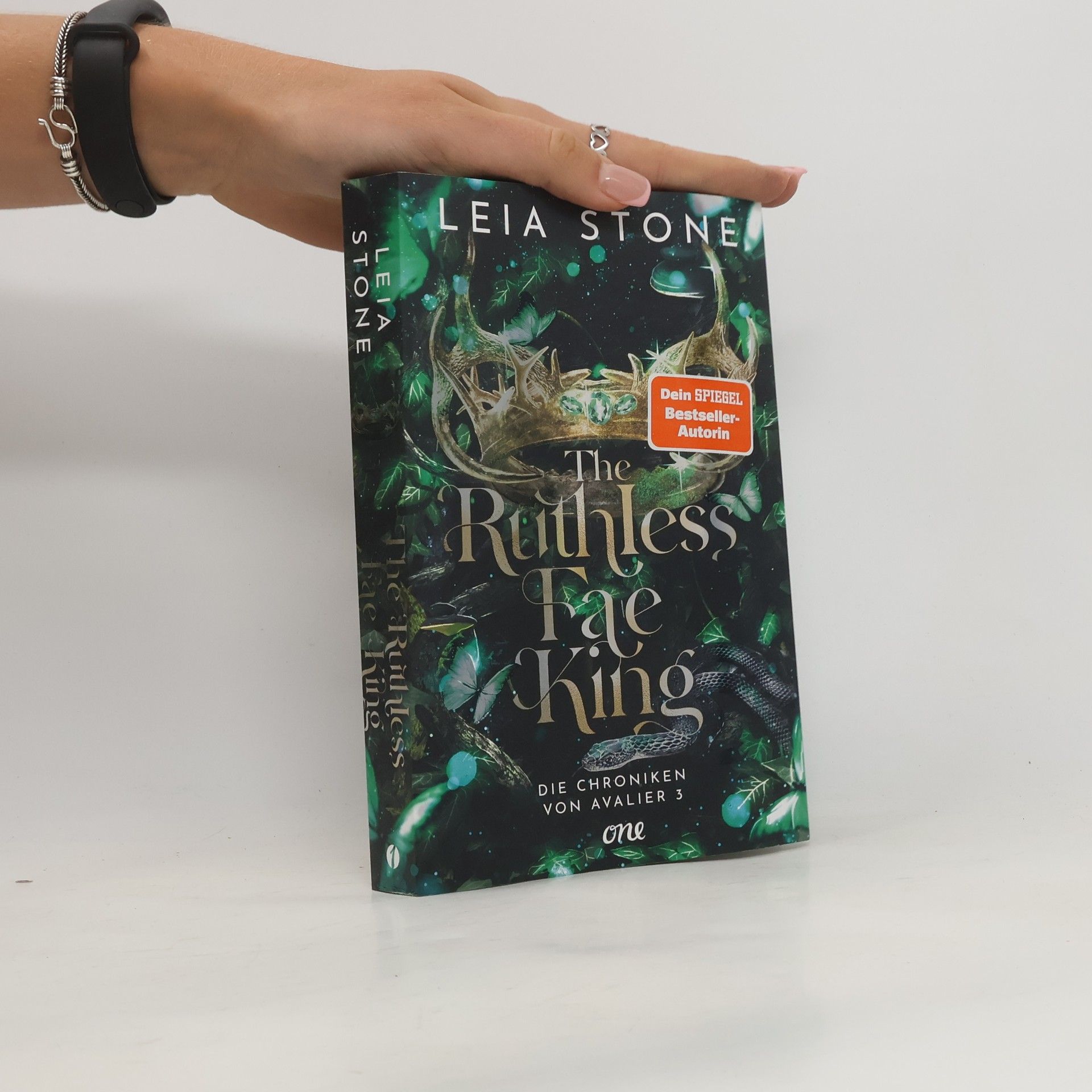 Leia Stone The Ruthless Fae King / Die Chroniken von Avalier Bd.3