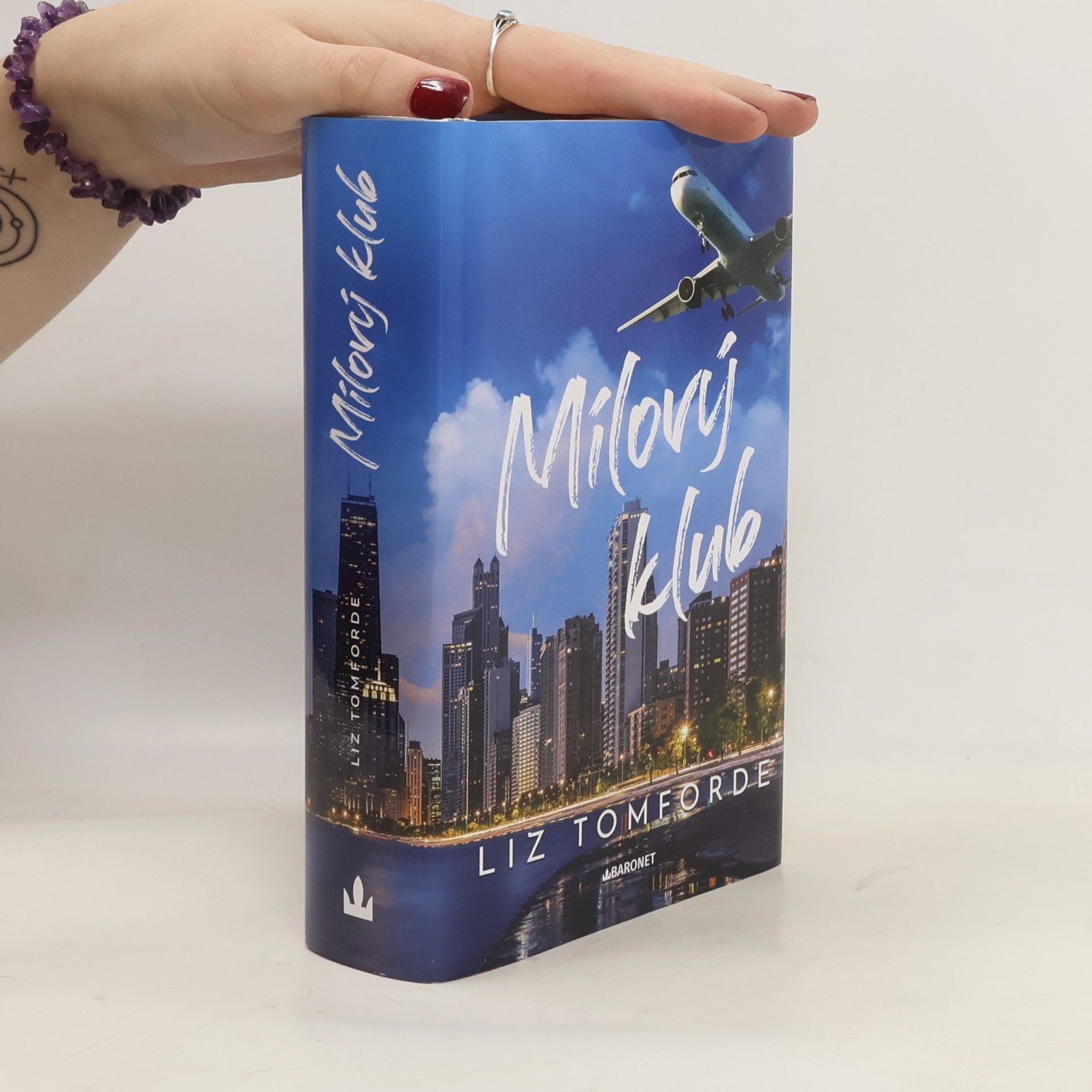 Liz Tomforde Mílový klub