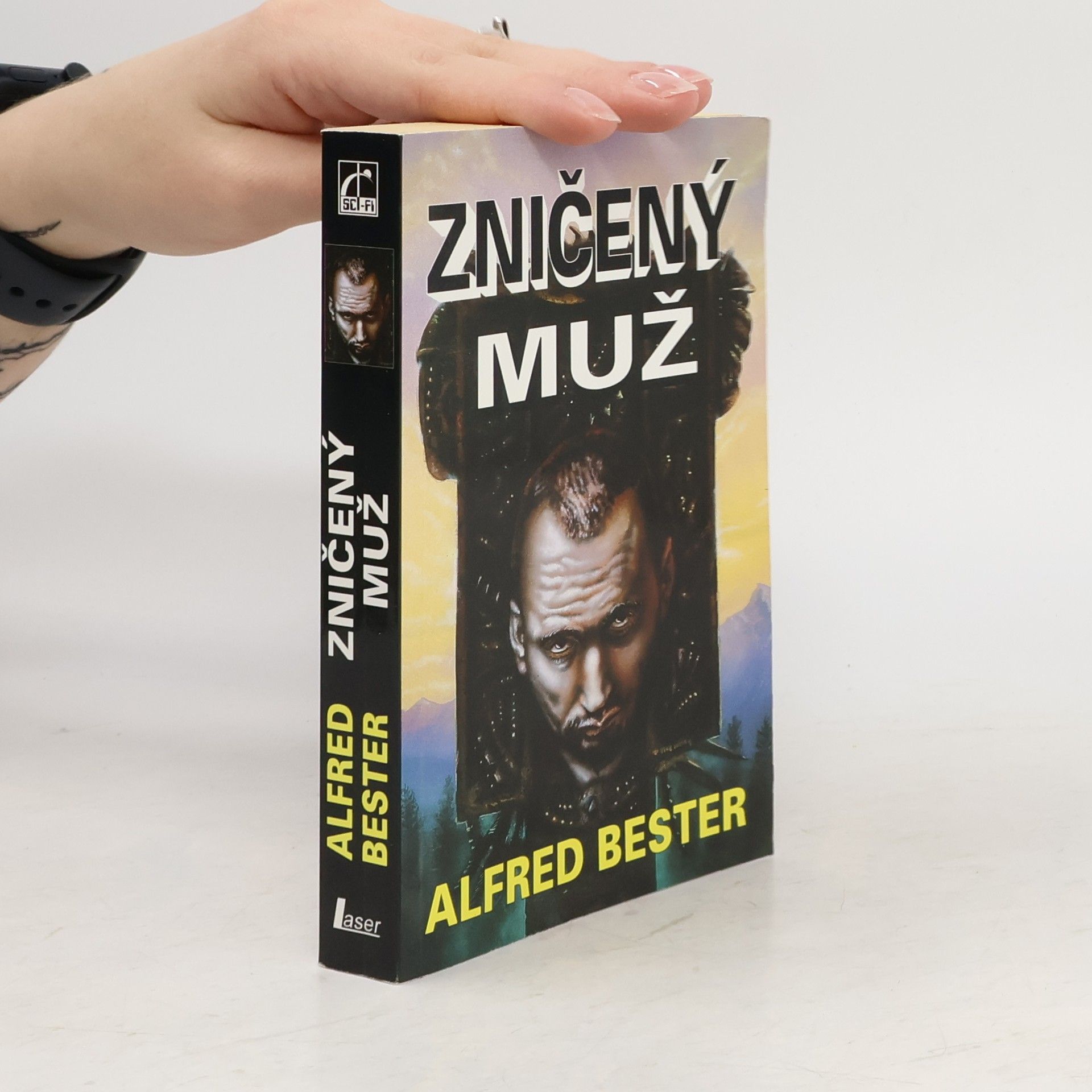 Alfred Bester Zničený muž