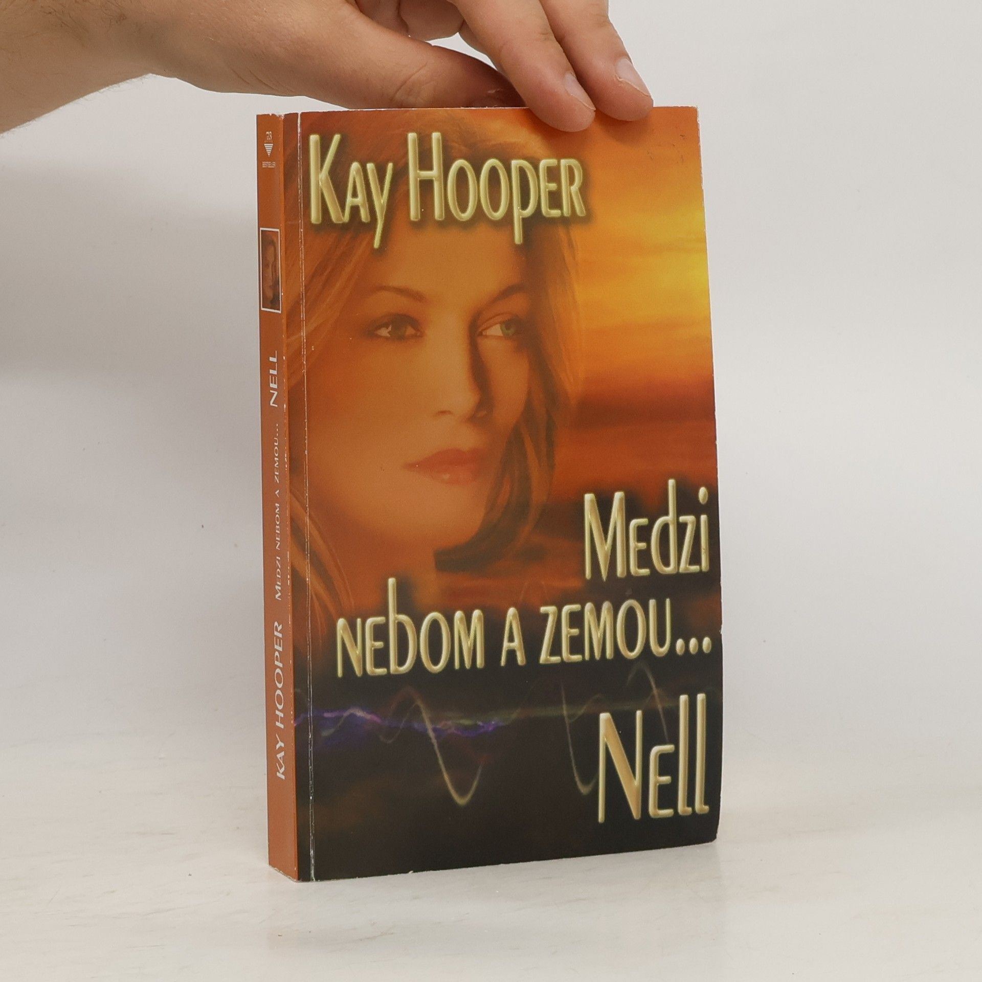 Kay Hooper Nell