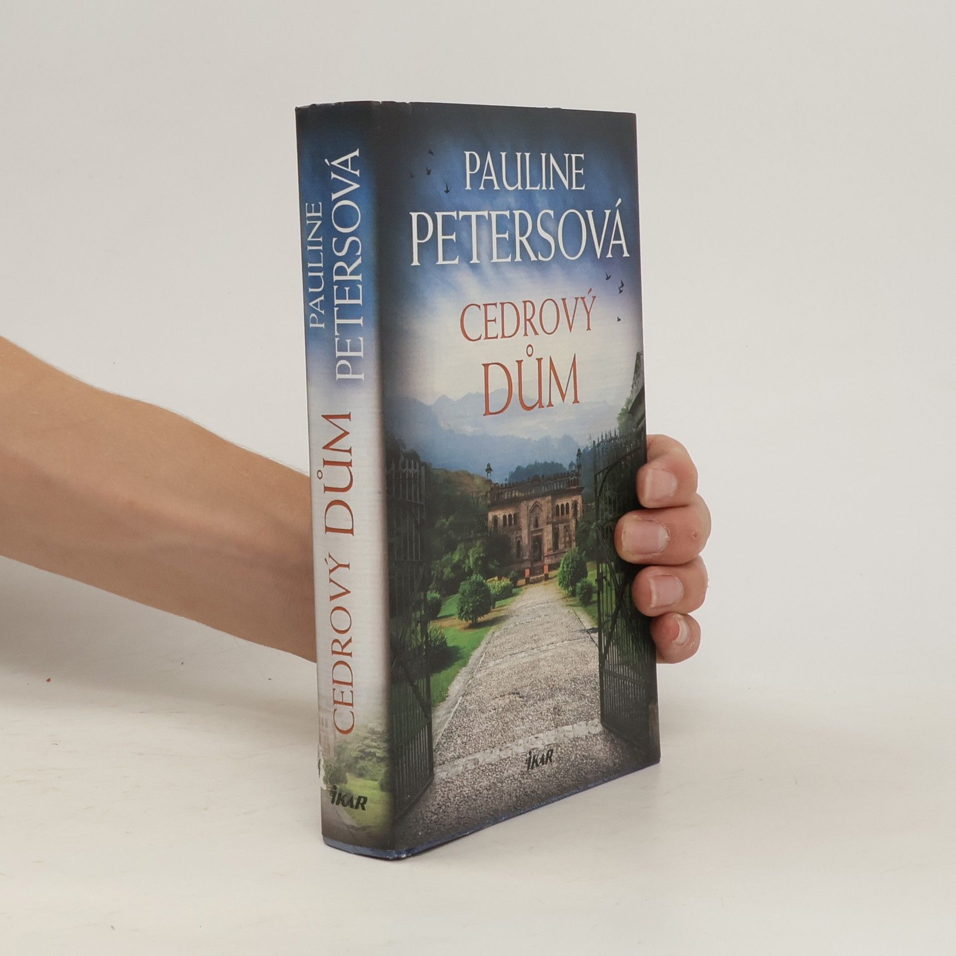 Pauline Peters Cedrový dům