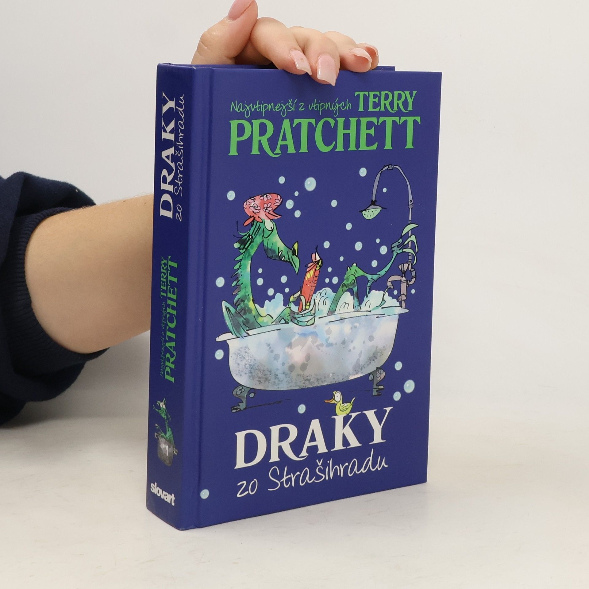 Terry Pratchett Draky zo Strašihradu