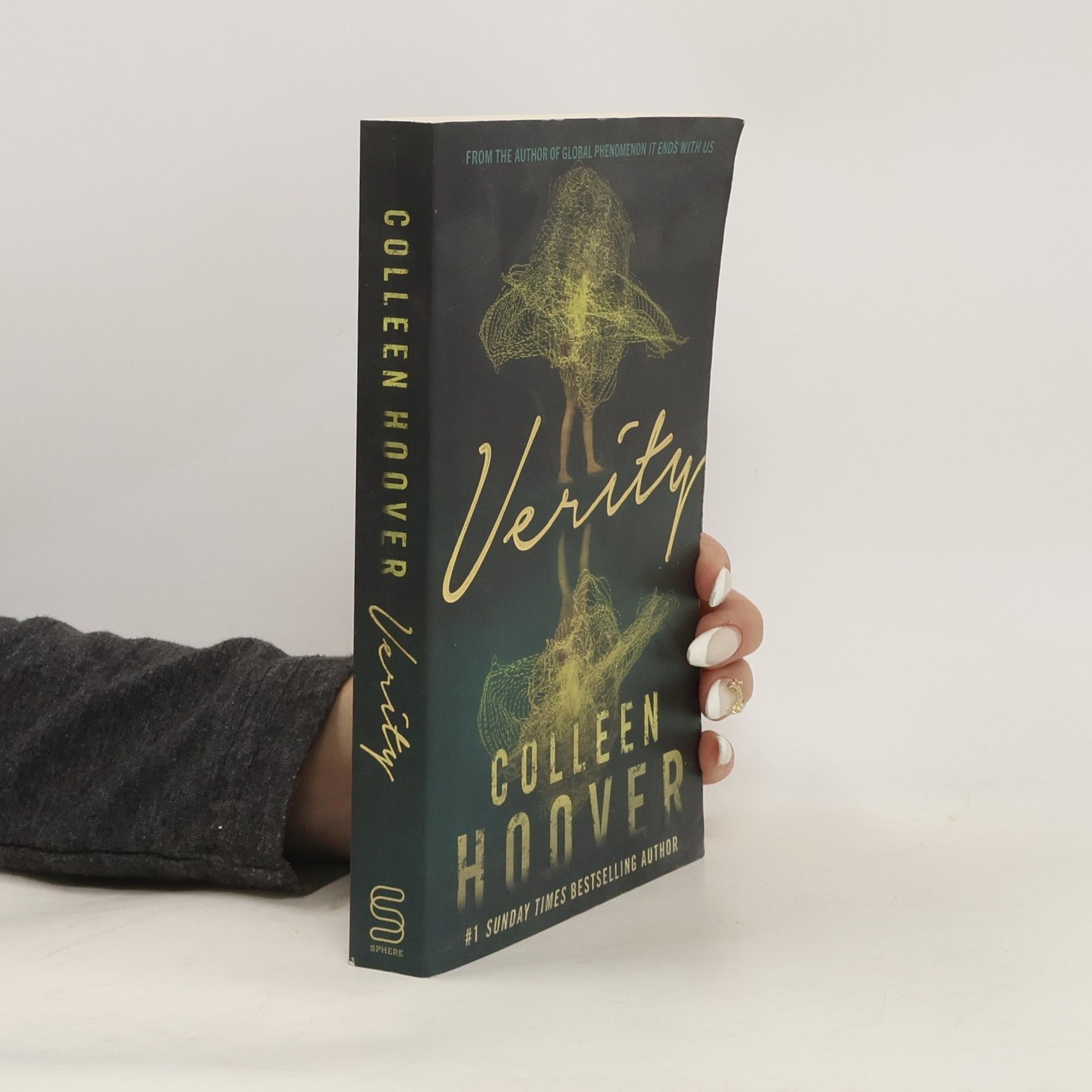 Colleen Hoover Verity