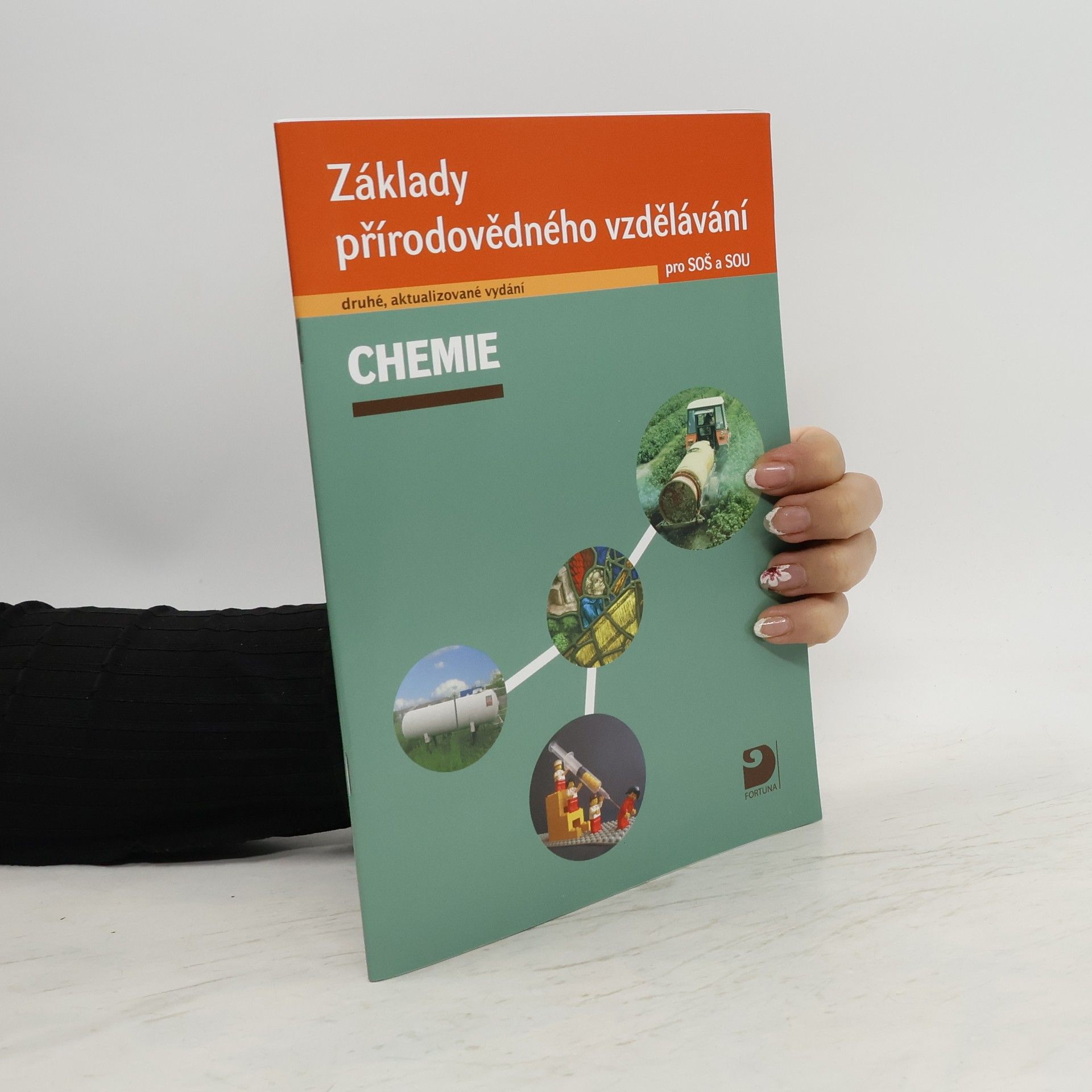 Václav Pumpr Chemie. Základy přírodovědného vzdělávání pro SOŠ a SOU