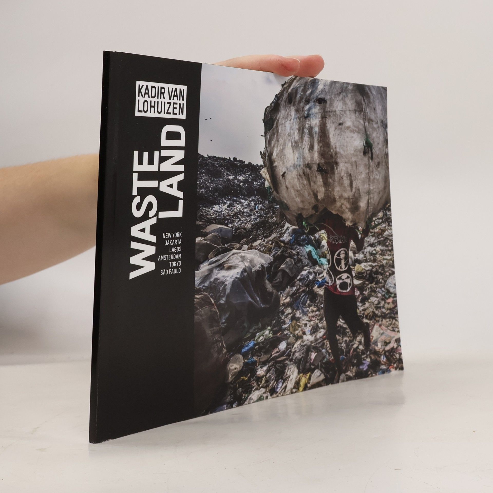 Kadir van Lohuizen Wasteland