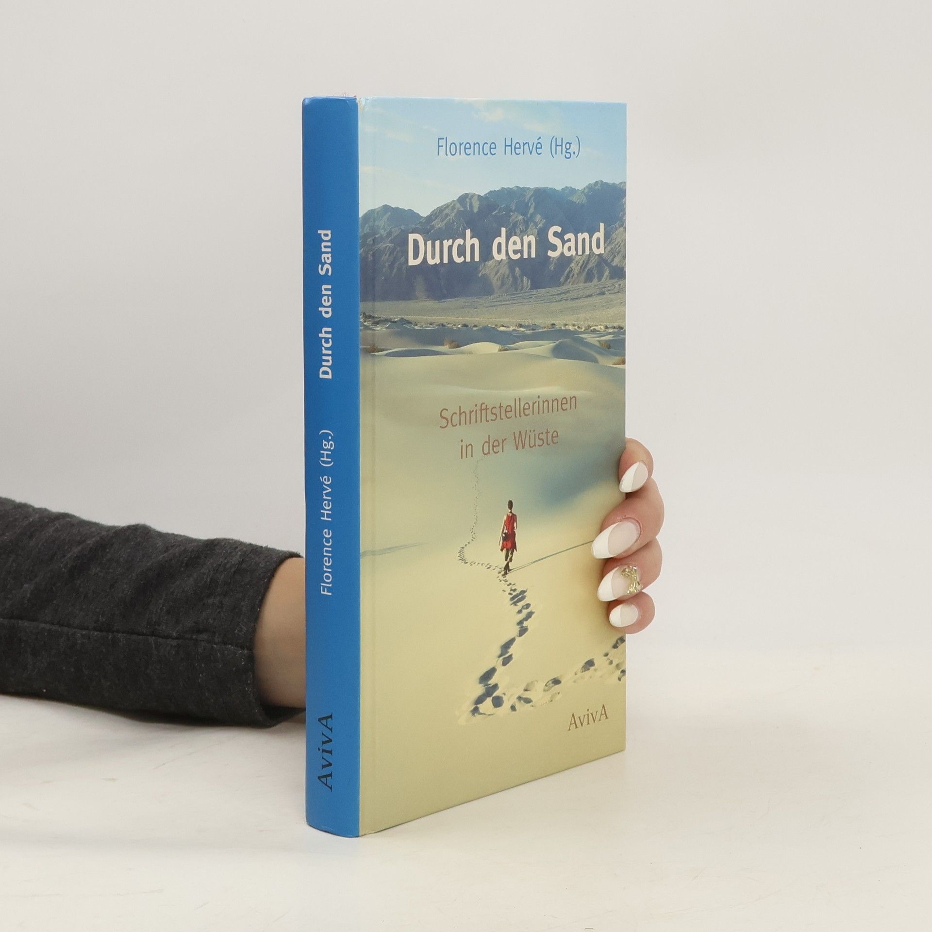 Florence Hervé Durch den Sand