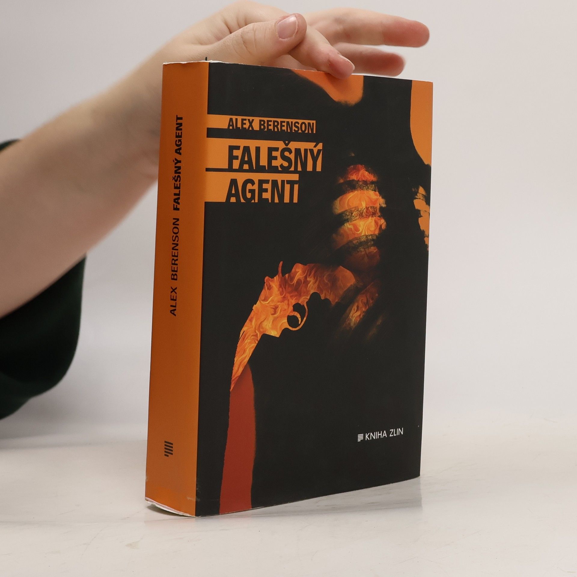 Alex Berenson Falešný agent