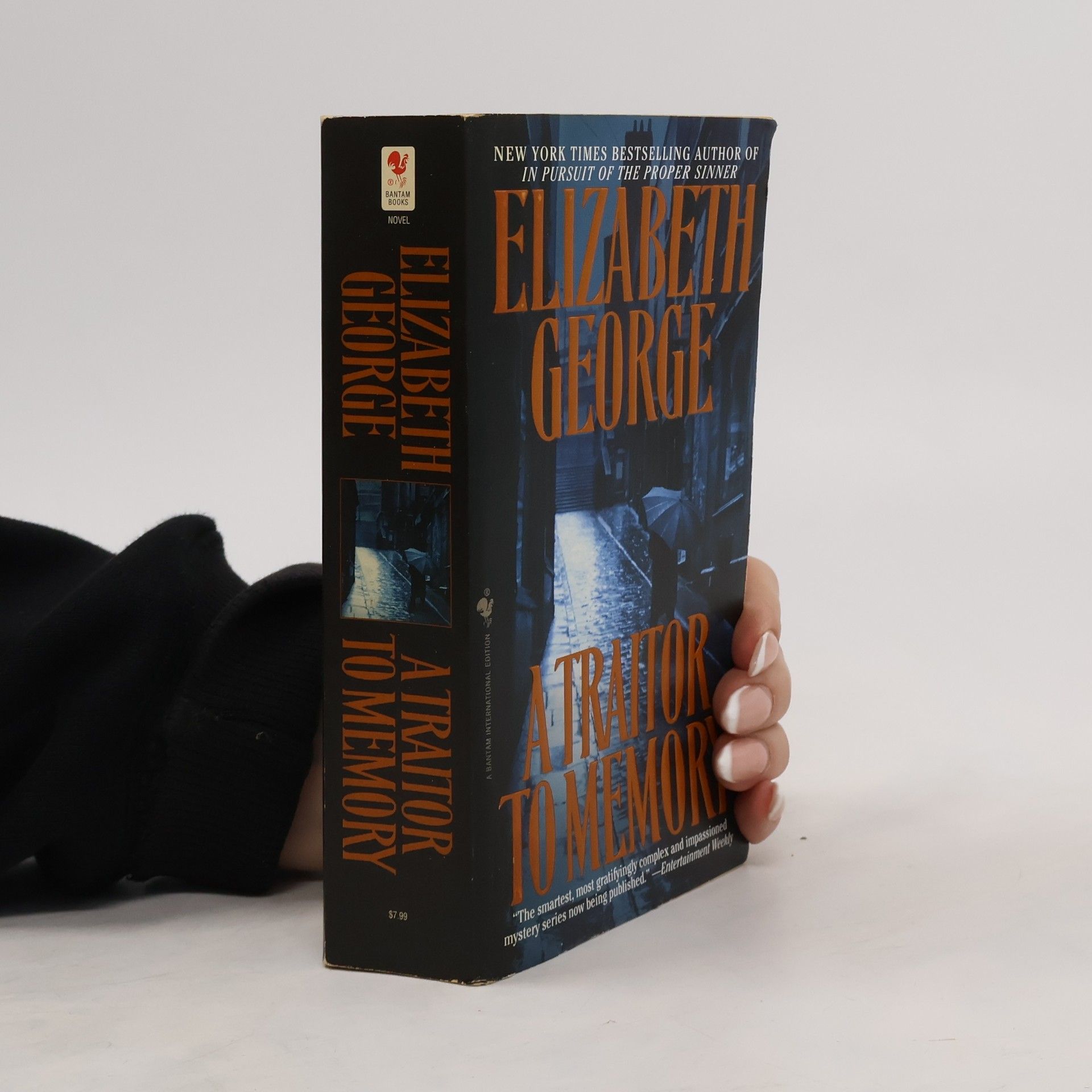 Elizabeth George A Traitor to Memory