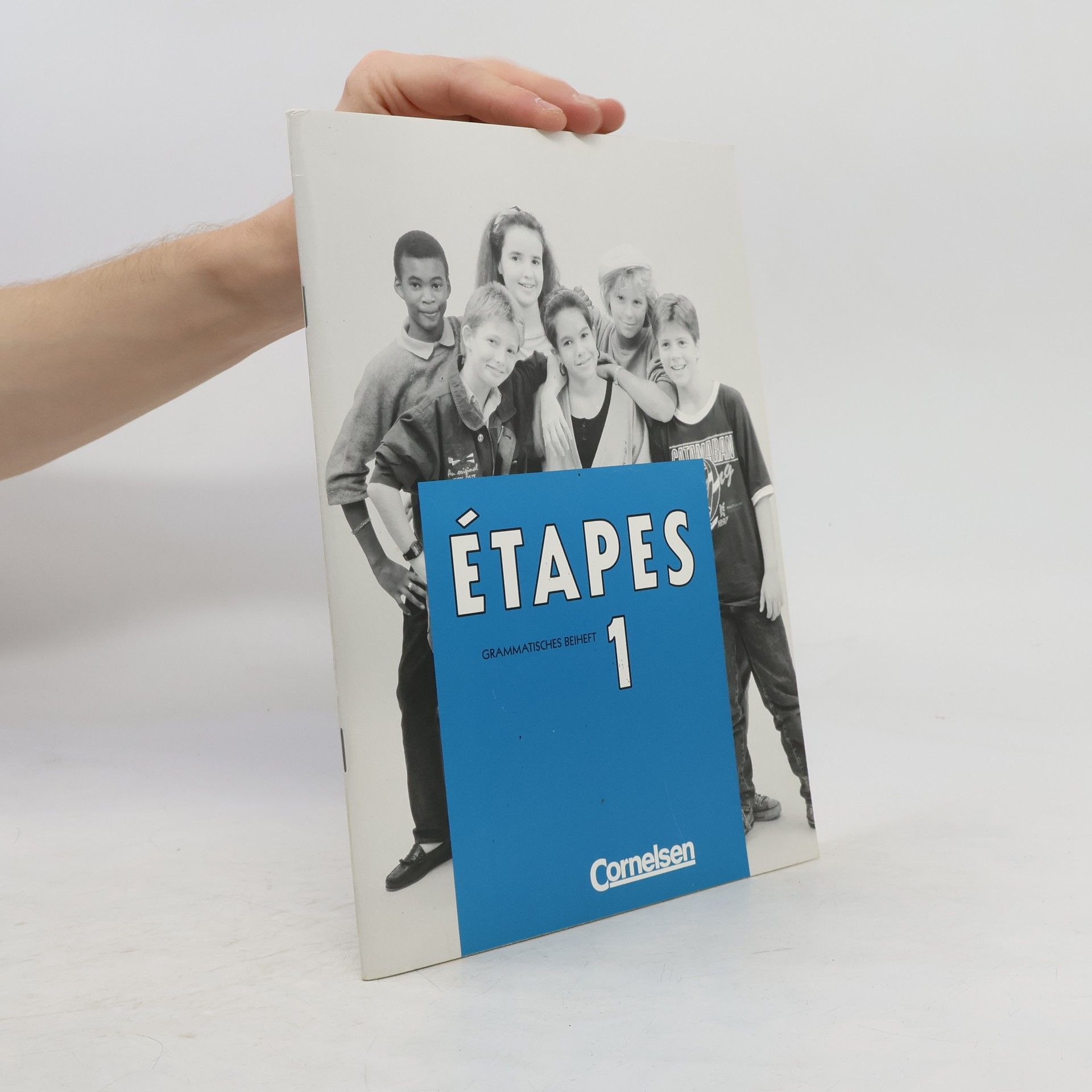 Collectif d'auteurs Étapes