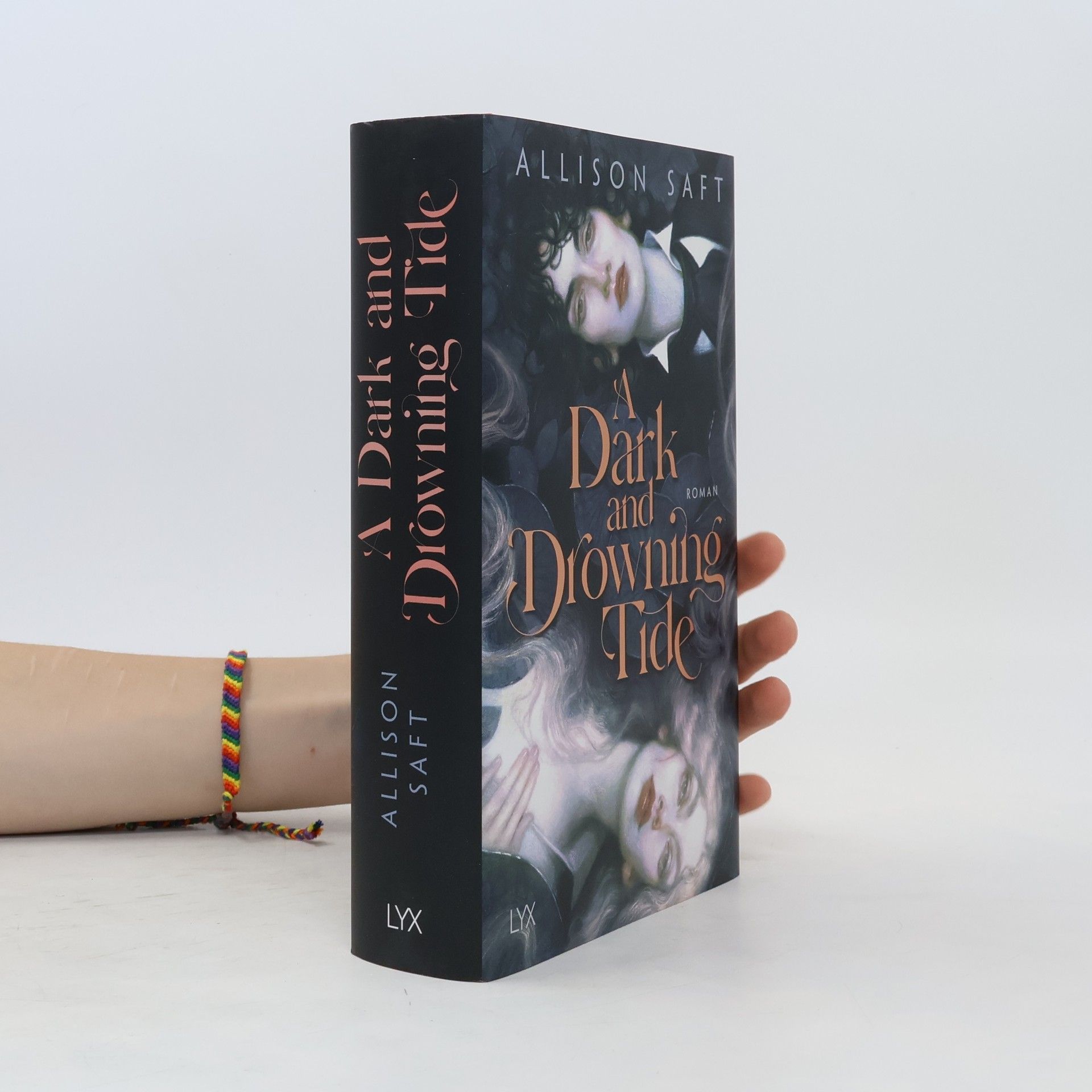 Allison Saft A Dark and Drowning Tide