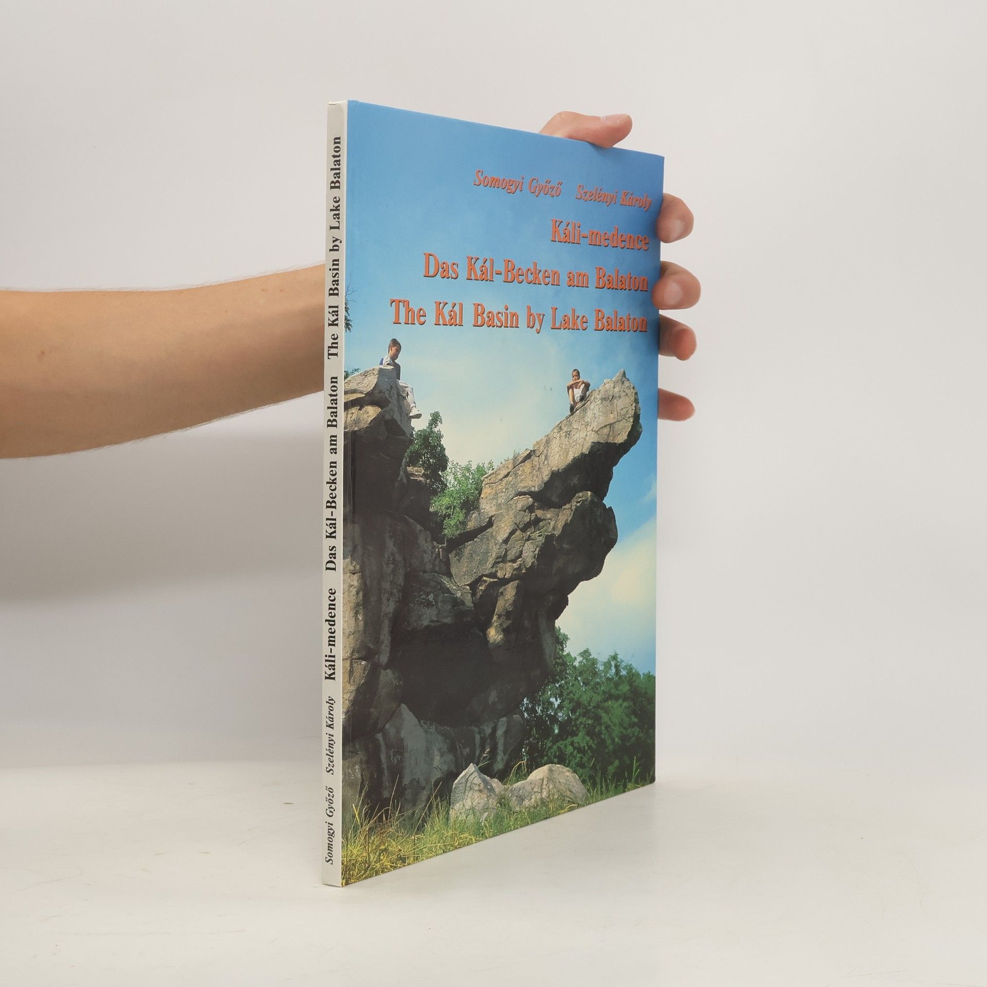 Káli-medence. Das Kál-Becken am Balaton. The Kál Basin by Lake Balaton