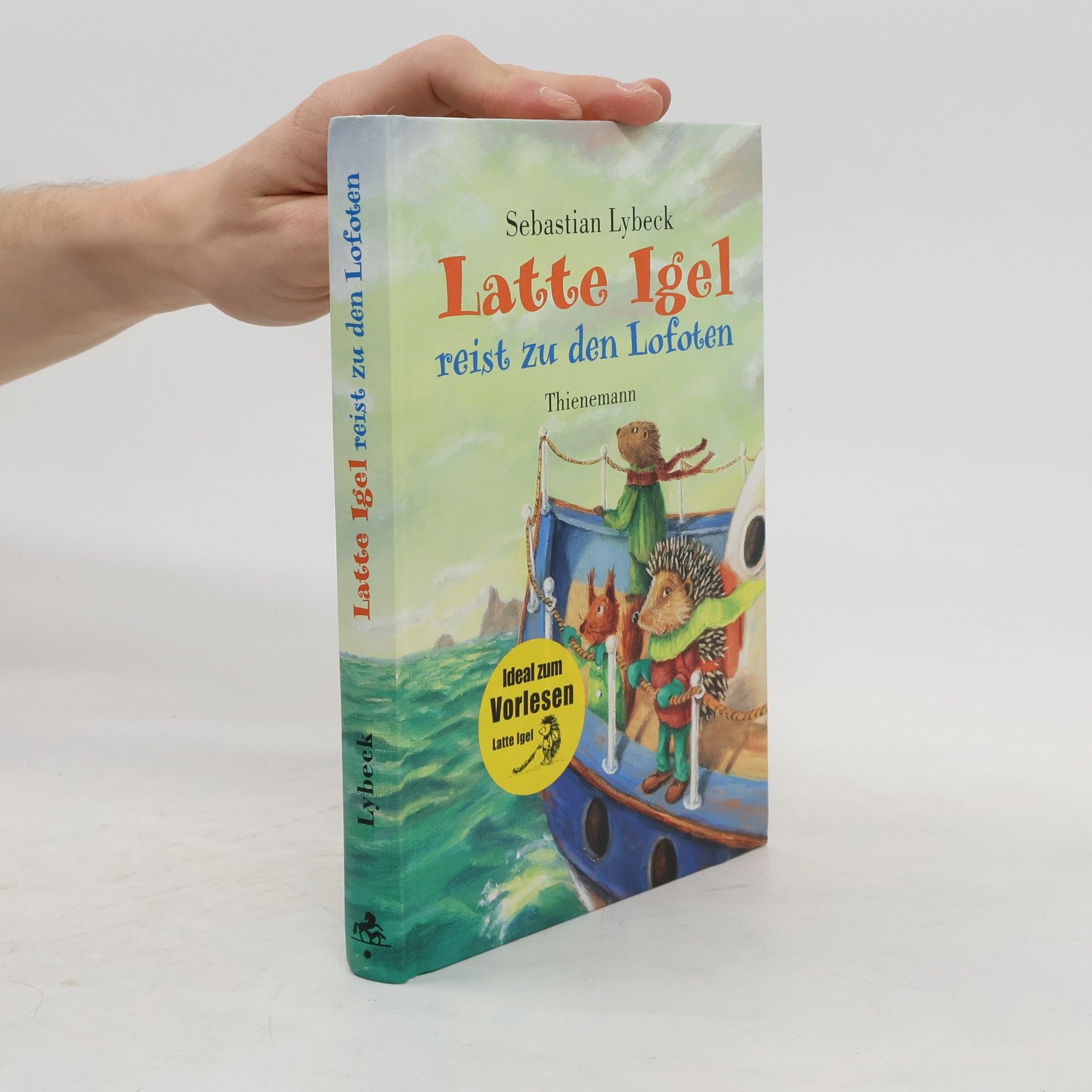 Sebastian Lybeck Latte Igel reist zu den Lofoten