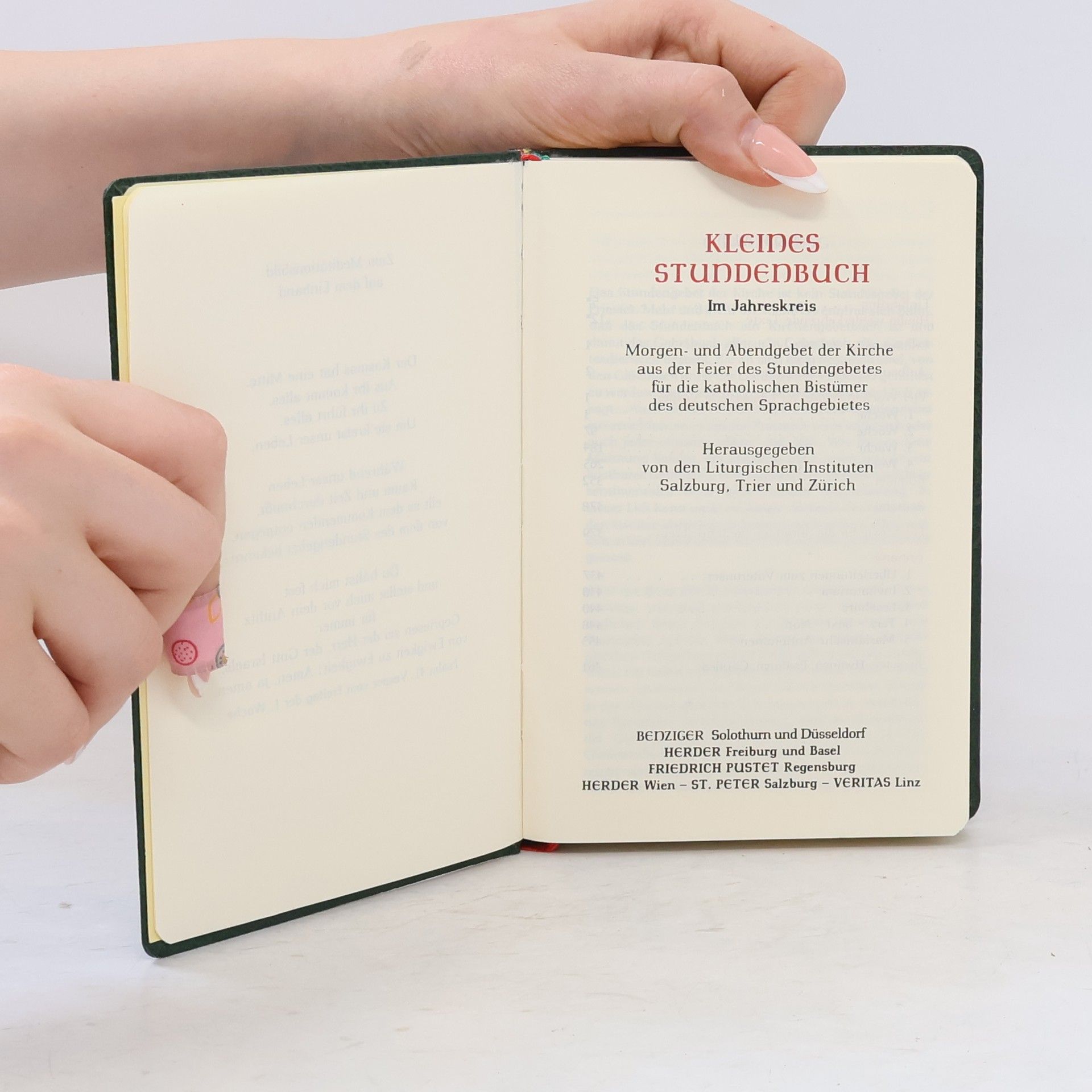 Autorenkollektiv Kleines Stundenbuch