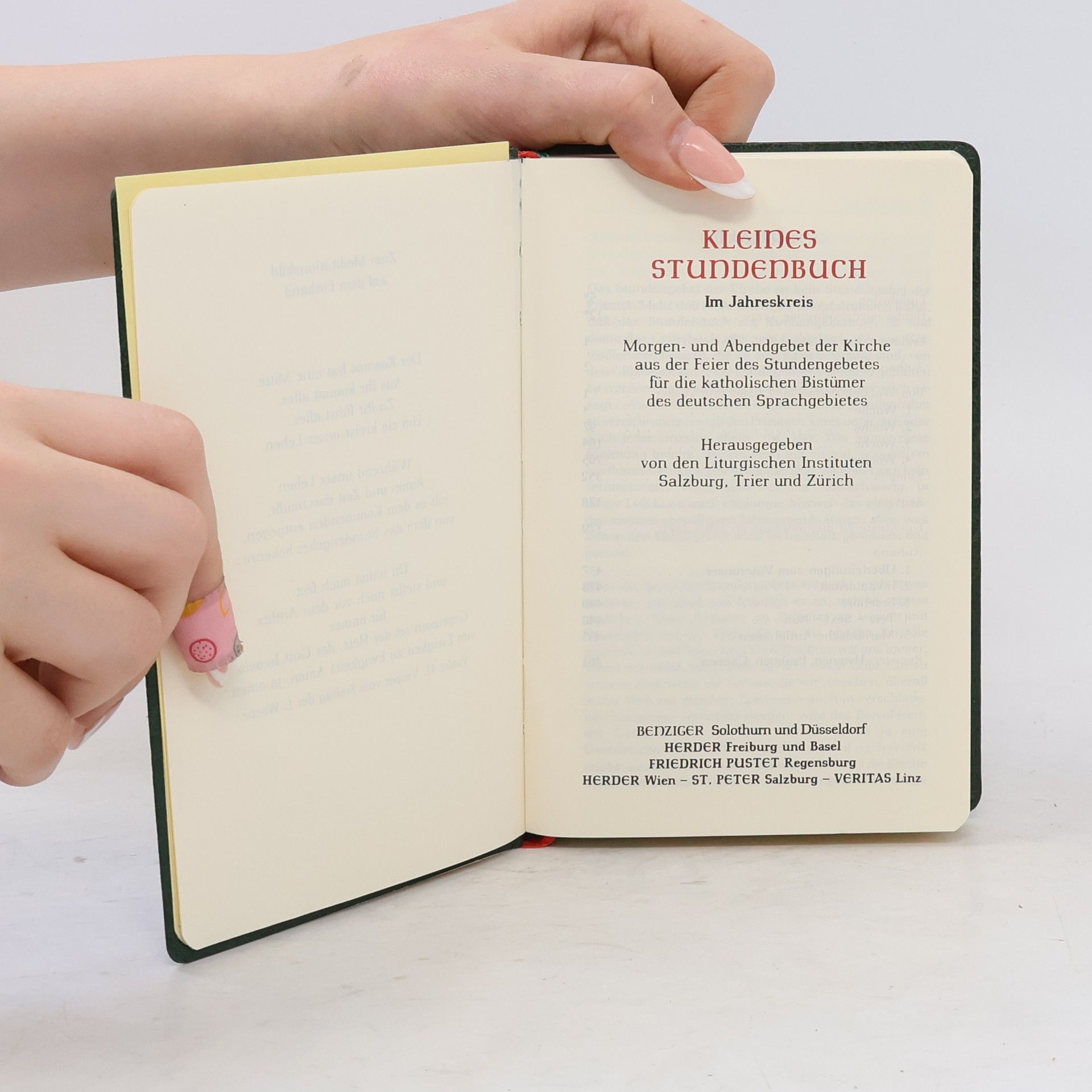 Autorenkollektiv Kleines Stundenbuch