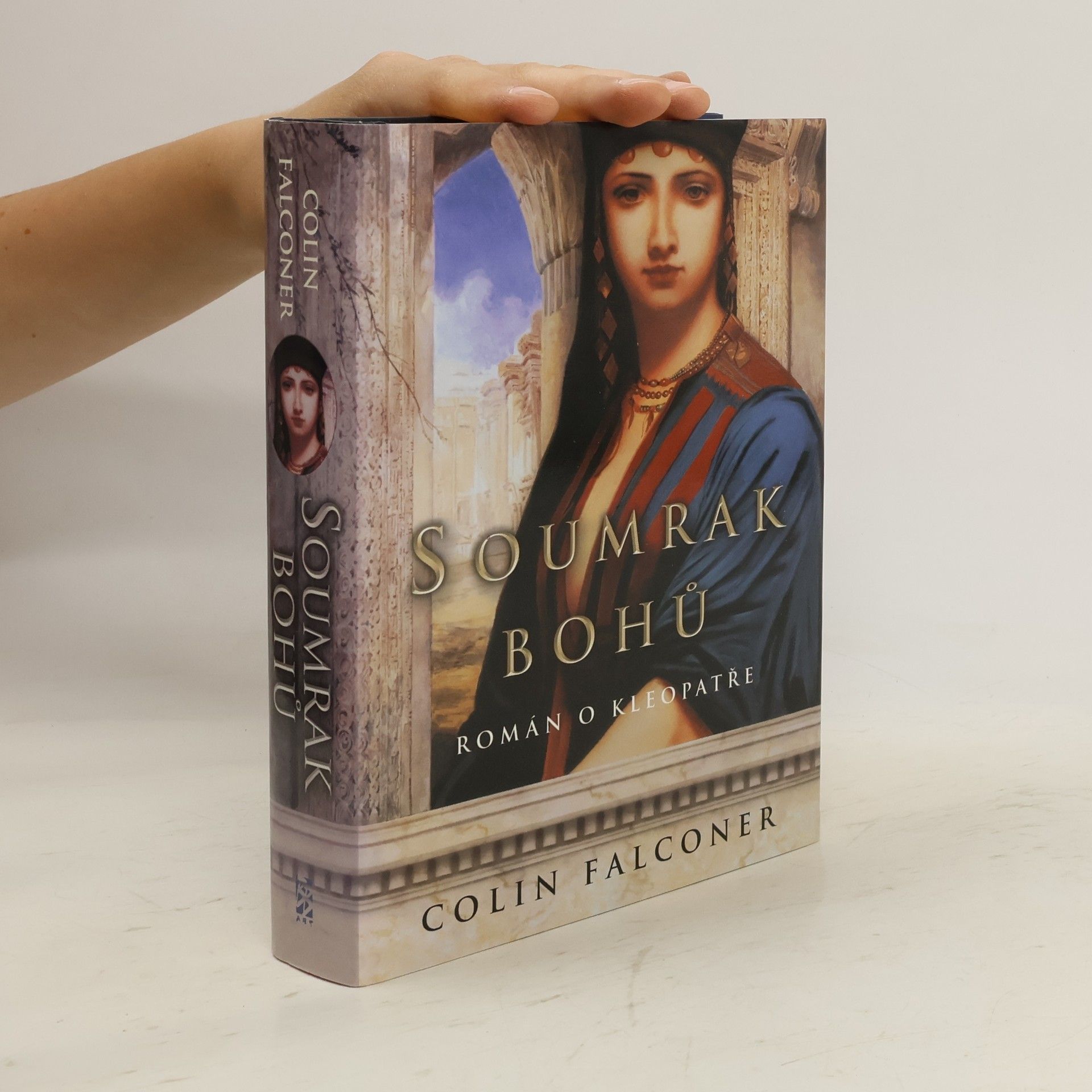 Colin Falconer Soumrak bohů – román o Kleopatře