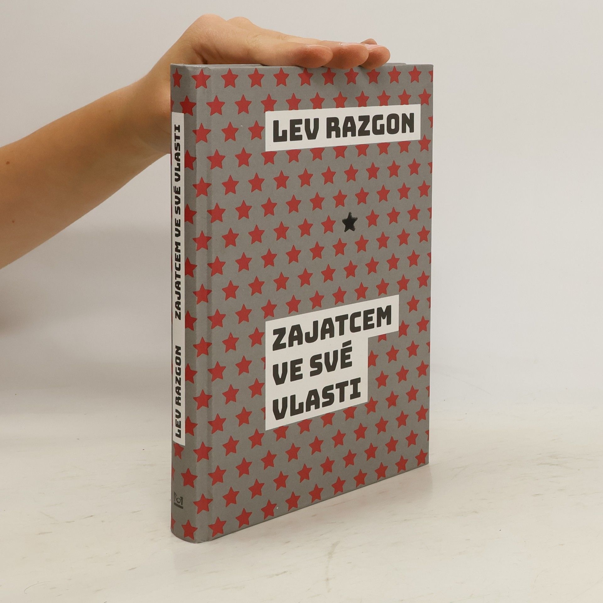 Lev Emmanuilovič Razgon Zajatcem ve své vlasti