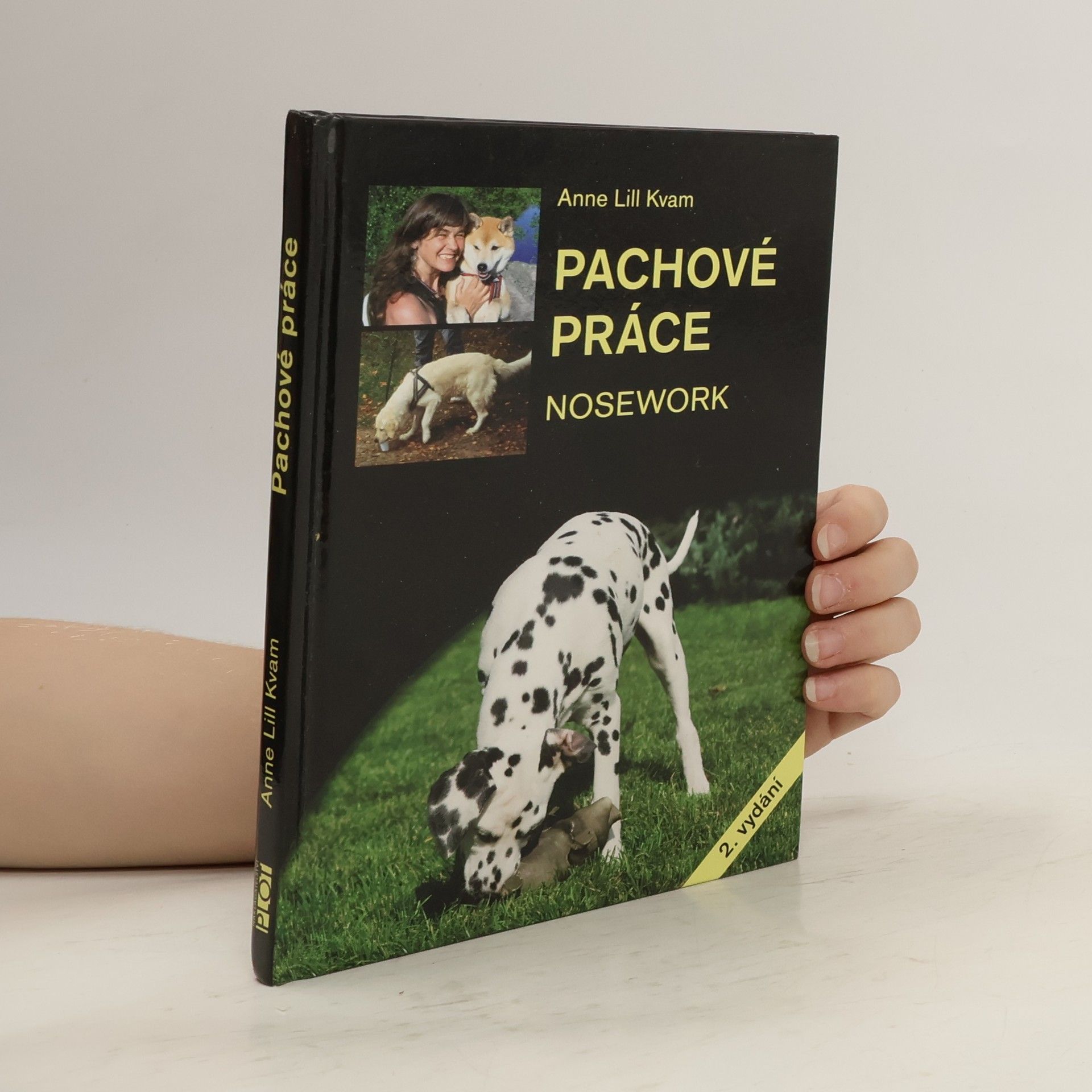 Anne Lill Kvam Pachové práce. Království vůní