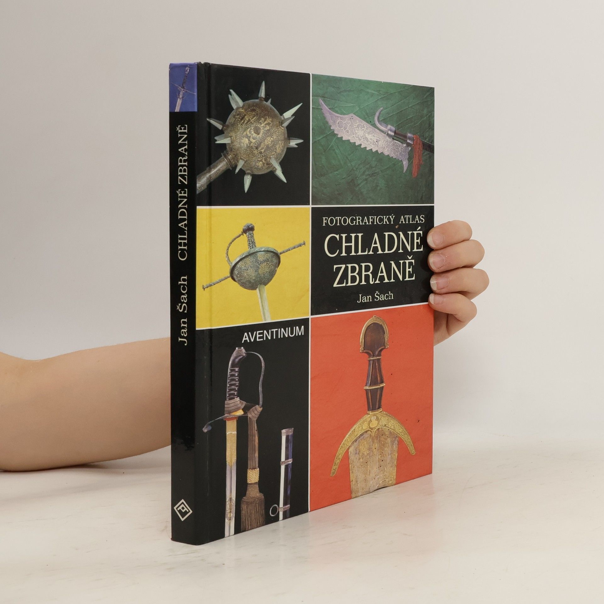 Jan Šach Fotografický atlas: Chladné zbraně