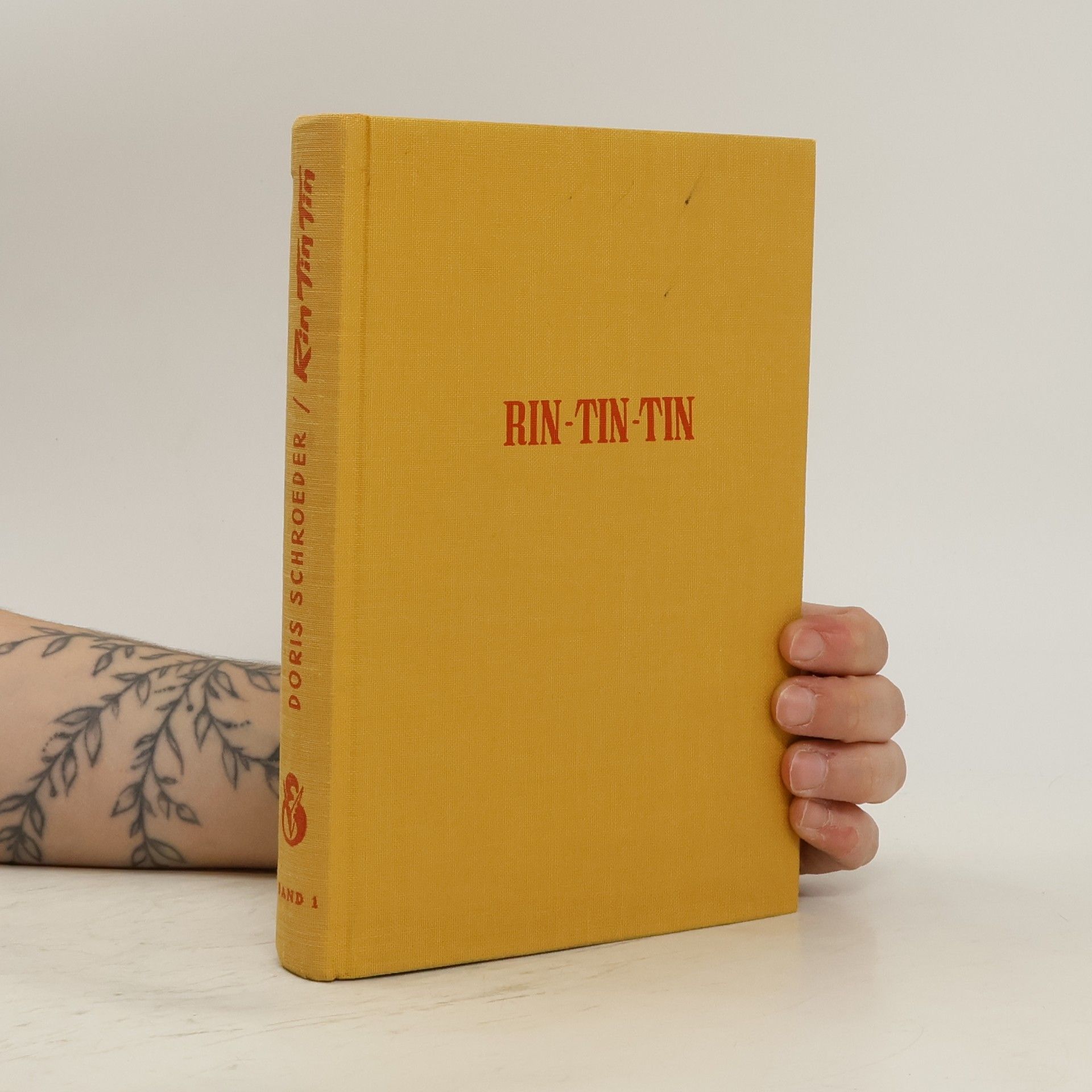 Doris Schroeder Rin-tin-tin