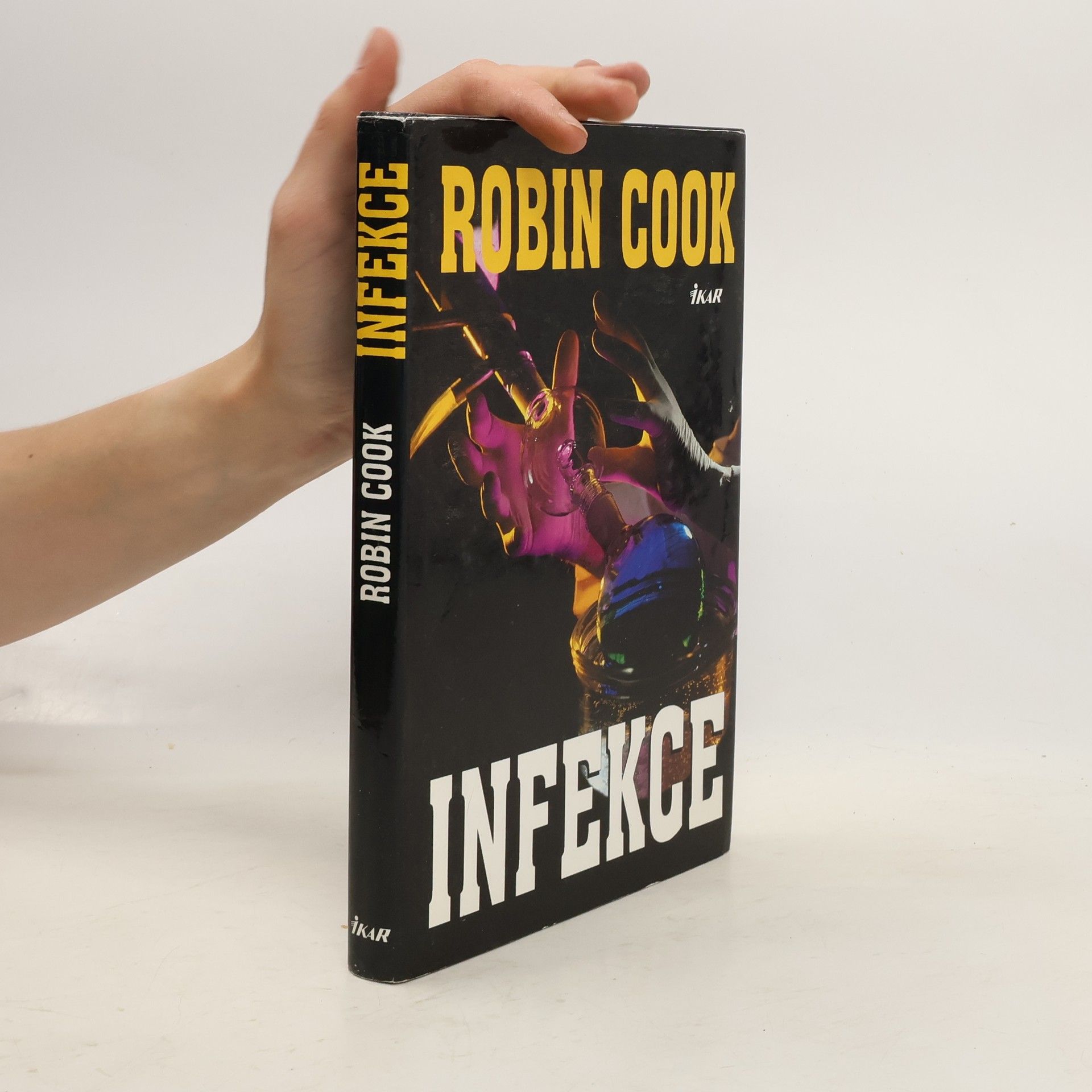 Robin Cook Infekce