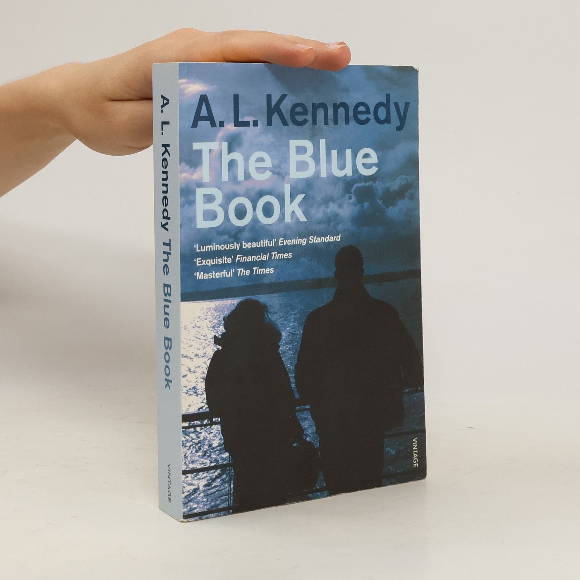 A. L. Kennedy The Blue Book. Das blaue Buch, englische Ausgabe