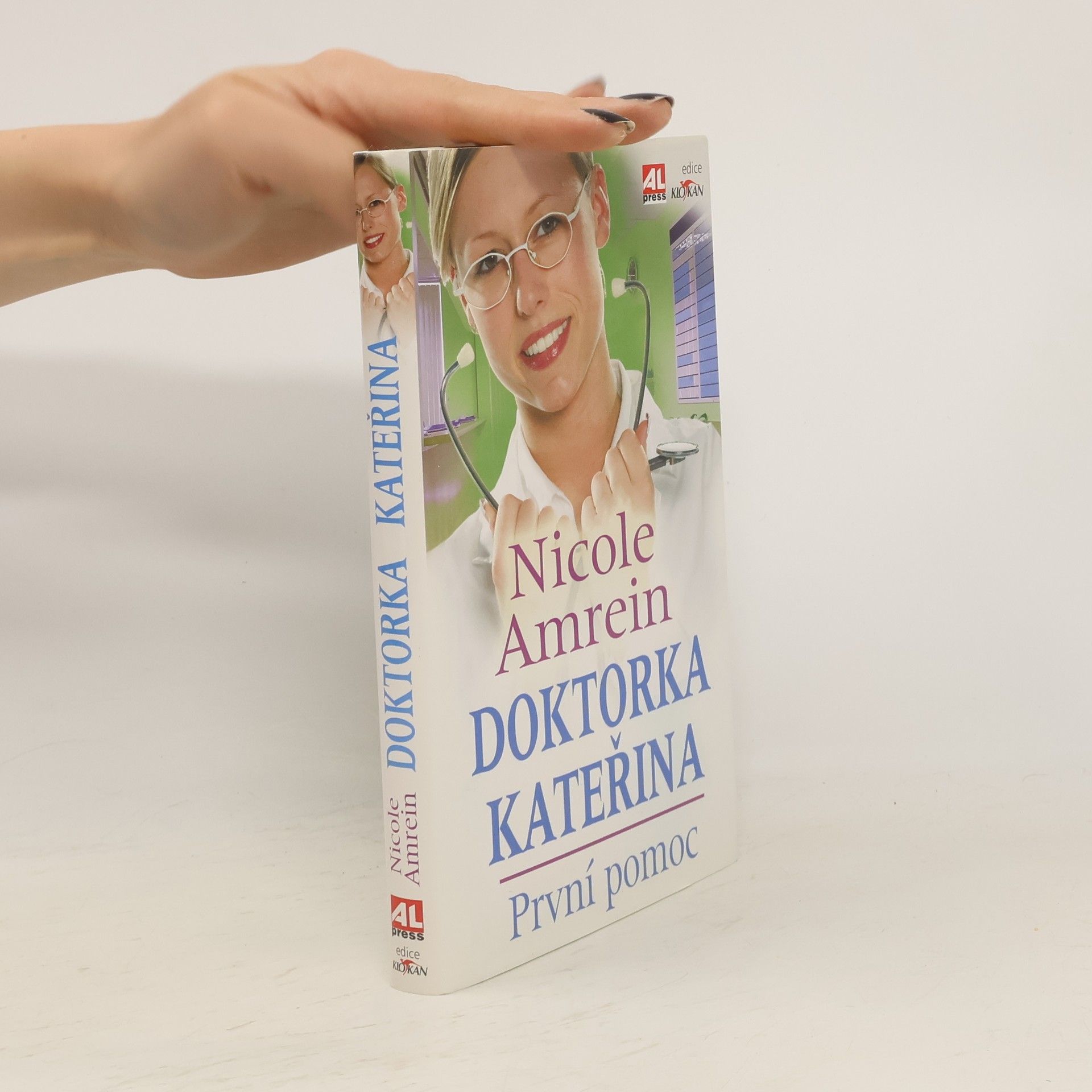 Nicole Amrein Doktorka Kateřina - První pomoc