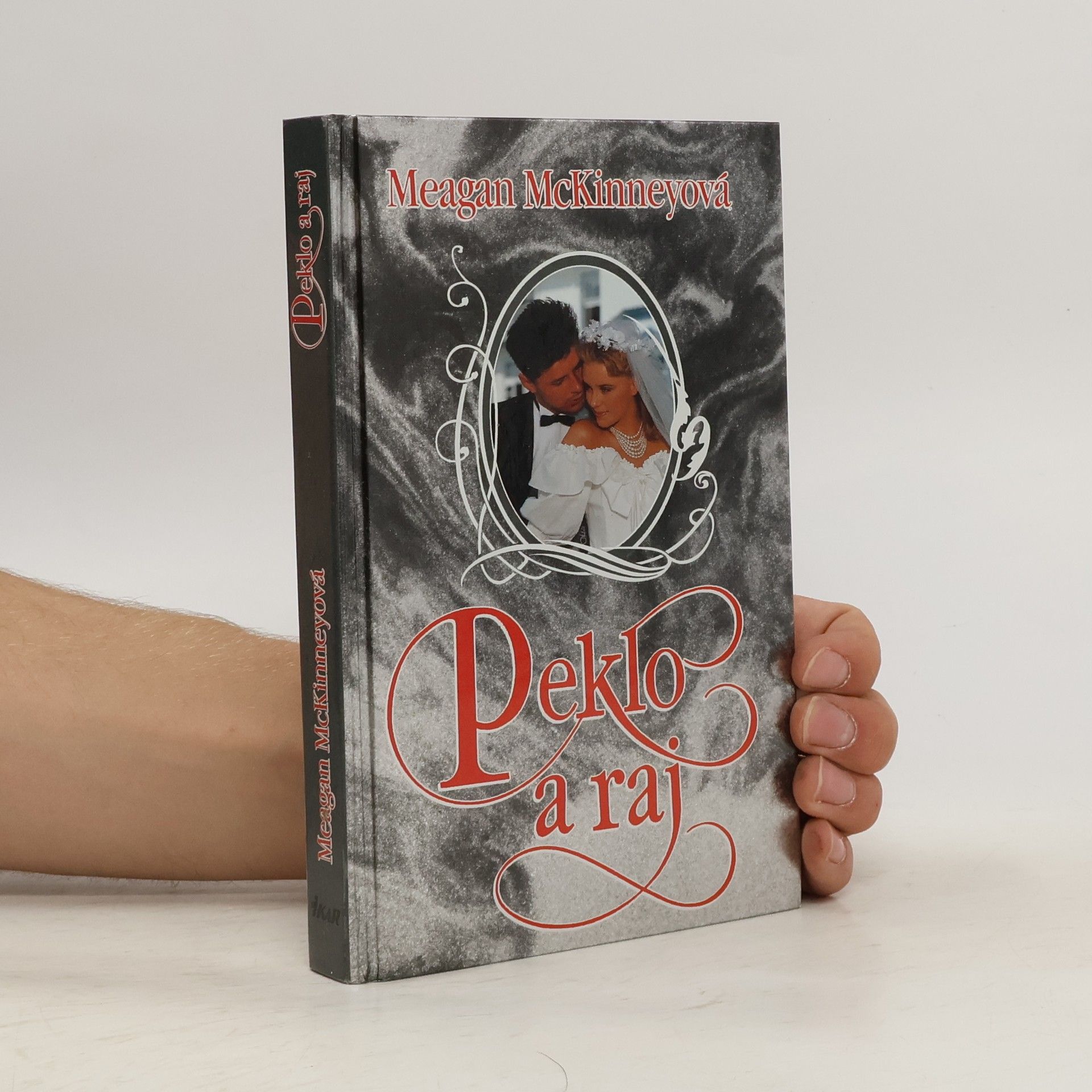 Meagan McKinney Peklo a raj