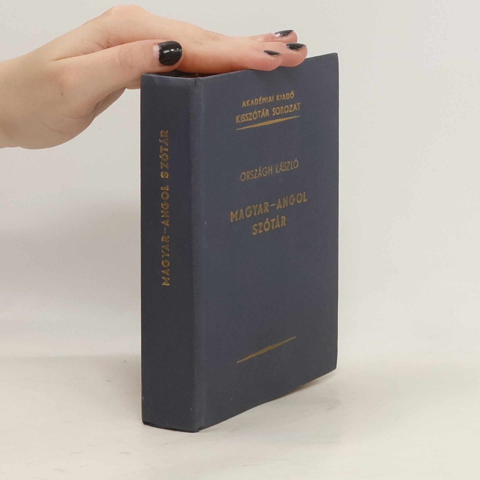 László Országh Hungarian English Dictionary. Magyar-Angol Szótár