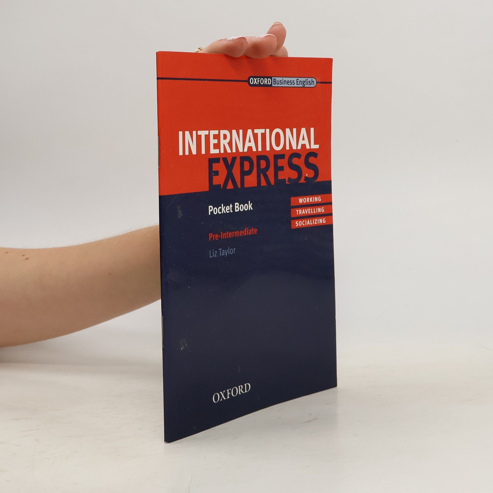 Liz Taylor International express. Pre-intermediate, Pocket book