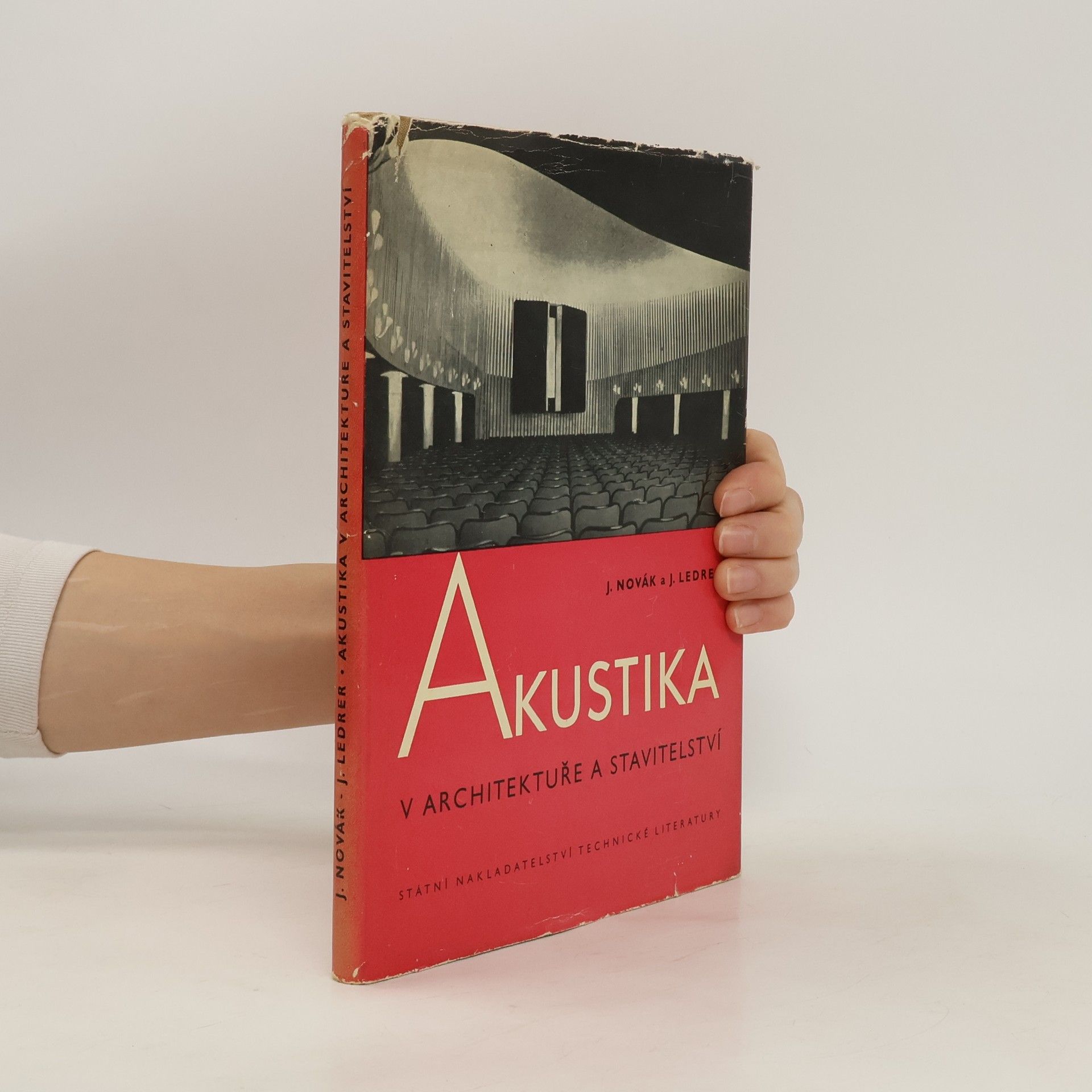 Adam Novák Akustika v architektuře a stavitelství