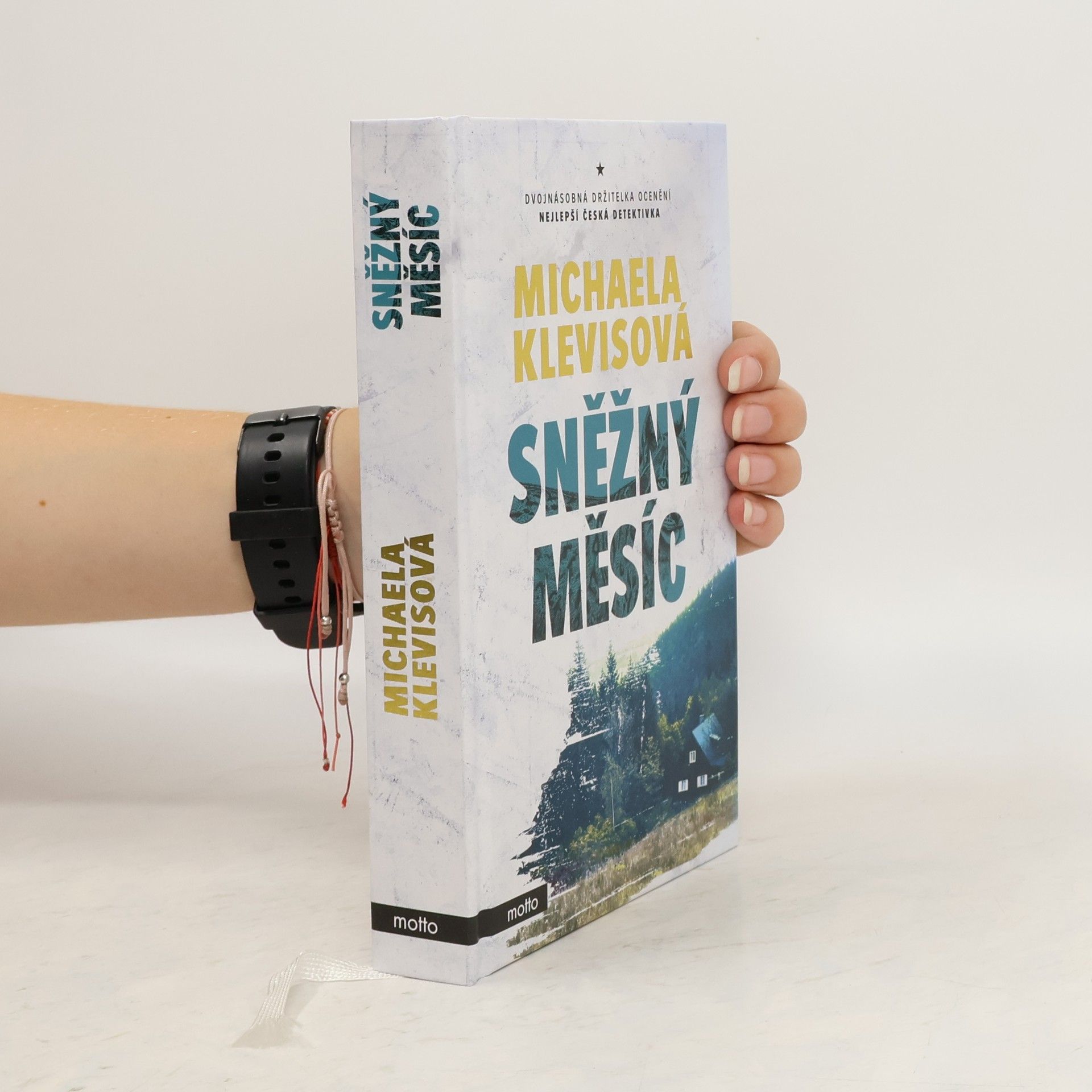 Michaela Klevisová Sněžný měsíc