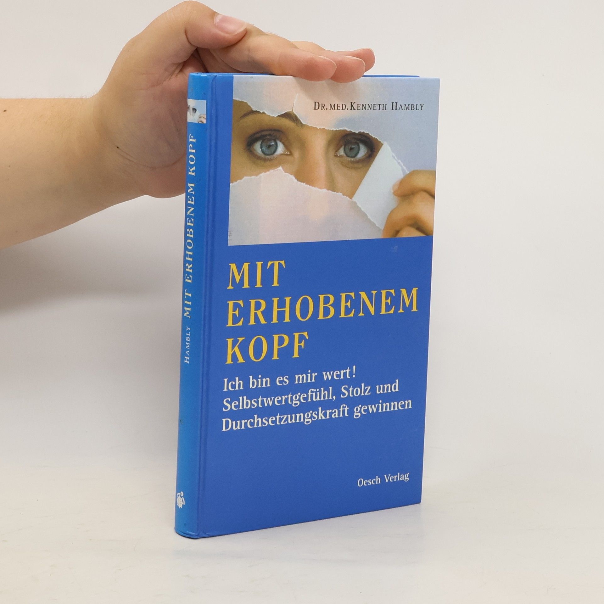 Kenneth Hambly Mit erhobenem Kopf