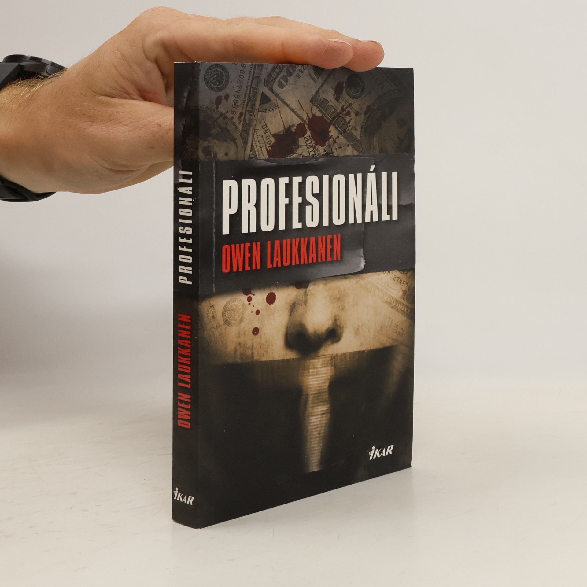 Owen Laukkanen Profesionáli