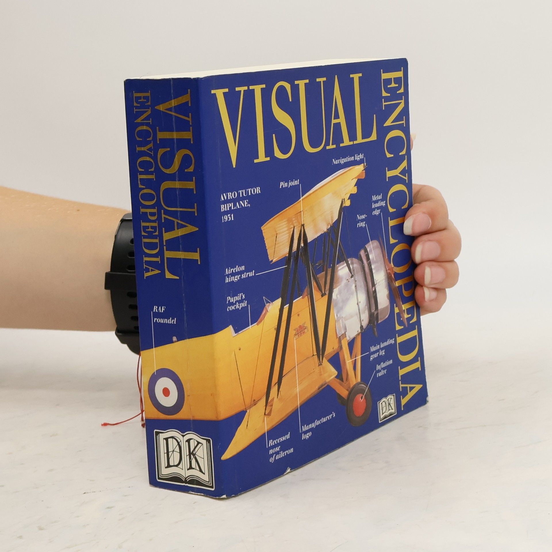 Collective Visual Encyclopedia