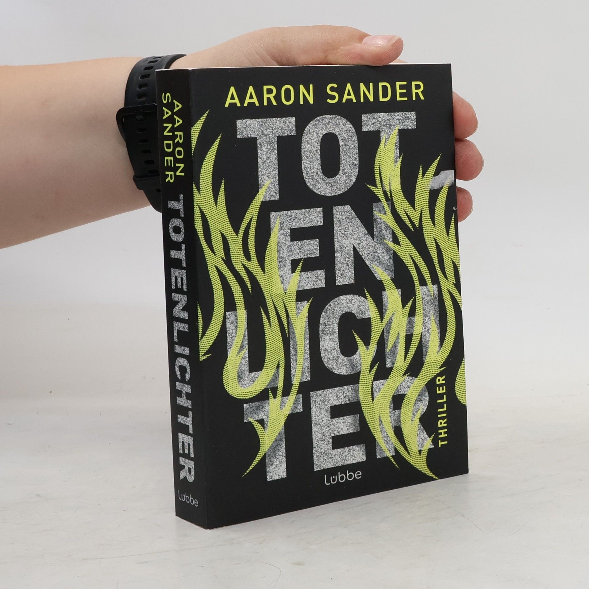 Aaron Sander Totenlichter