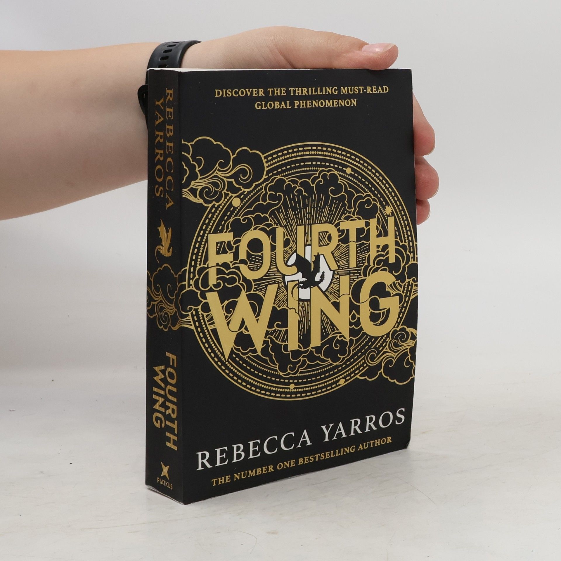 Rebecca Yarros Fourth Wing