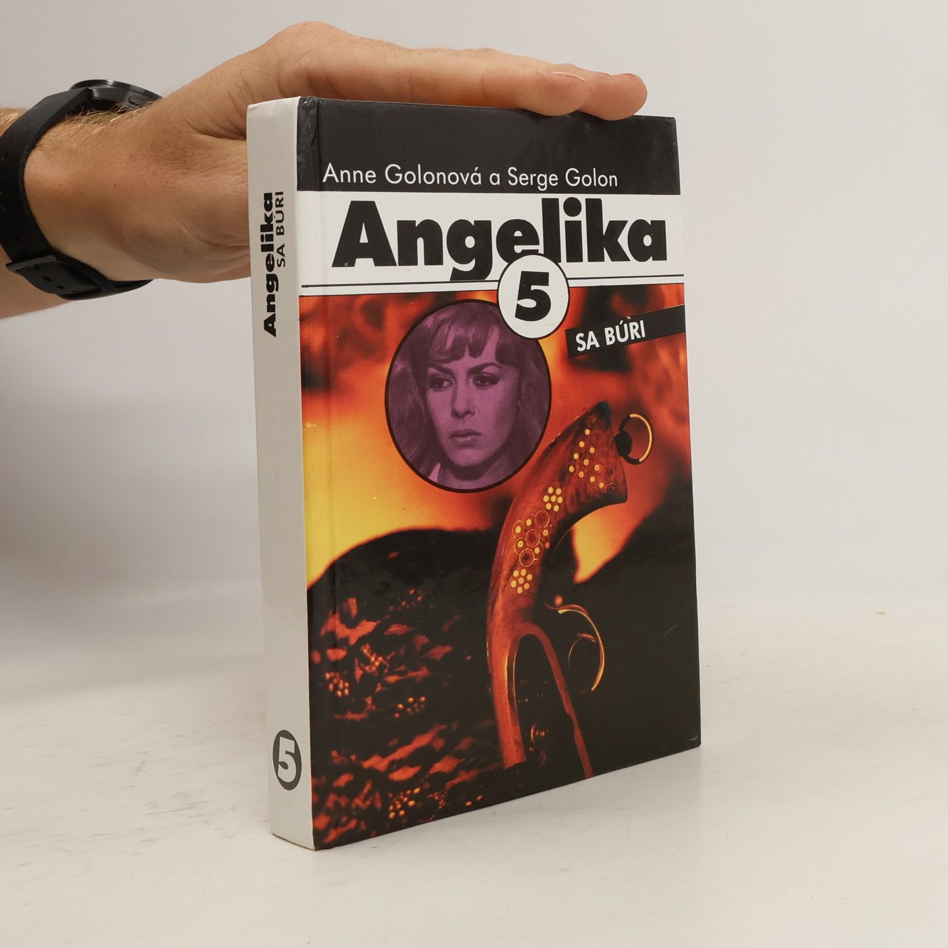 Anne Golon Angelika sa búri 5