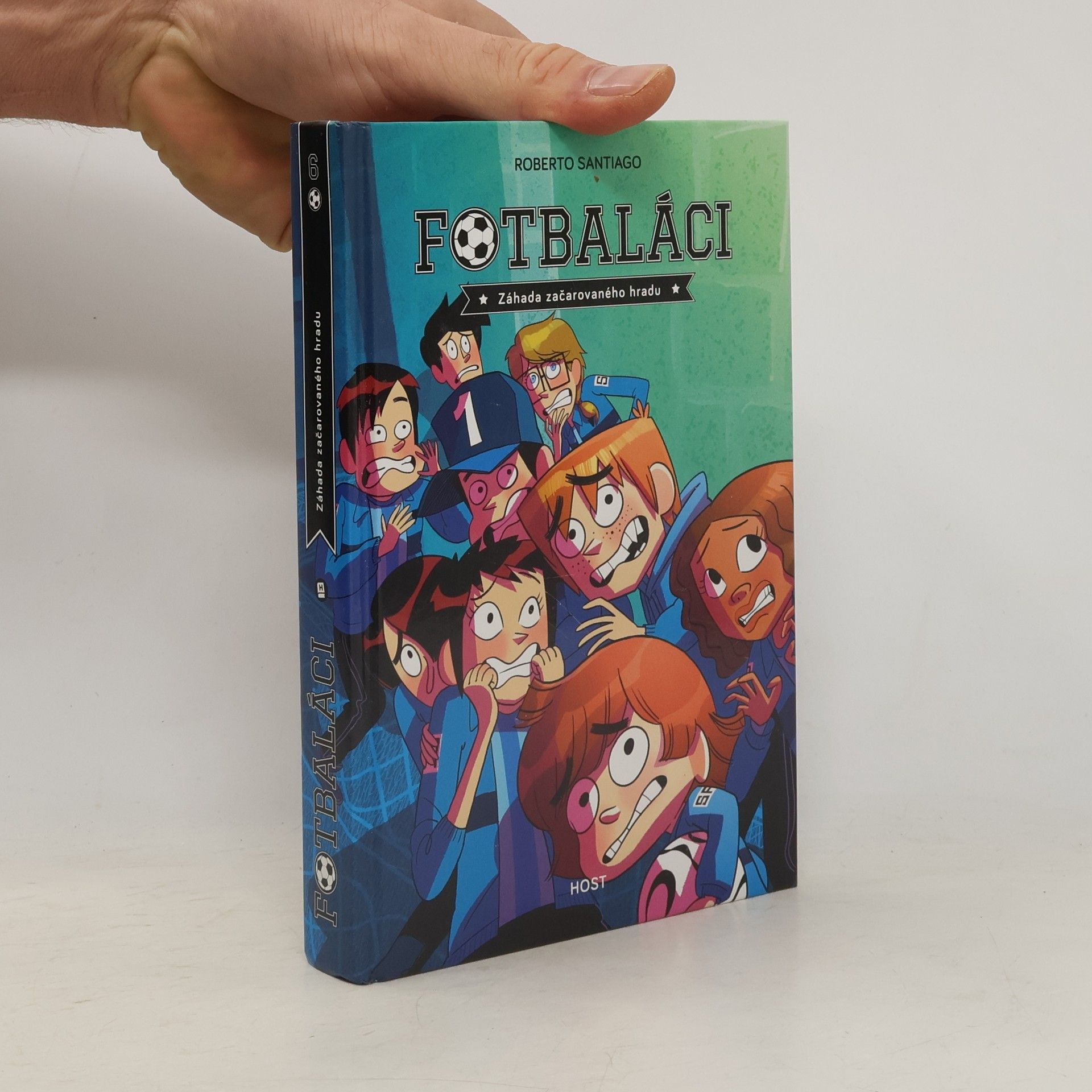 Roberto Santiago Fotbaláci. Záhada začarovaného hradu