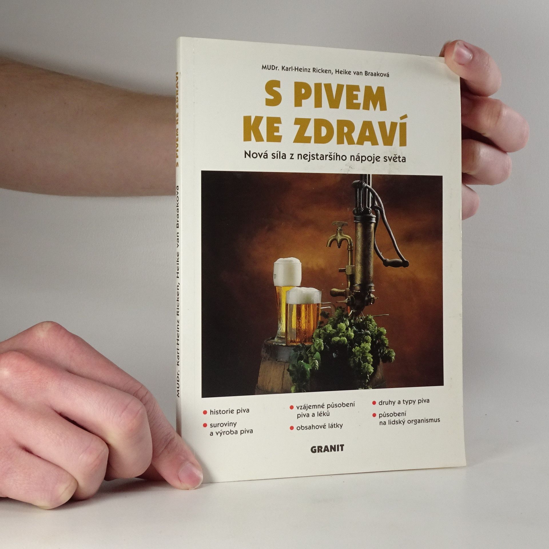 Karl Heinz Ricken S pivem ke zdraví