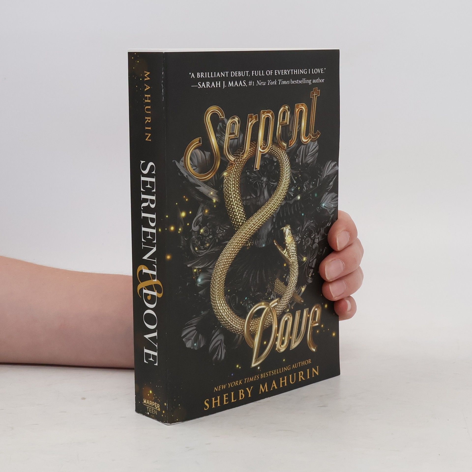 Shelby Mahurin Serpent & Dove