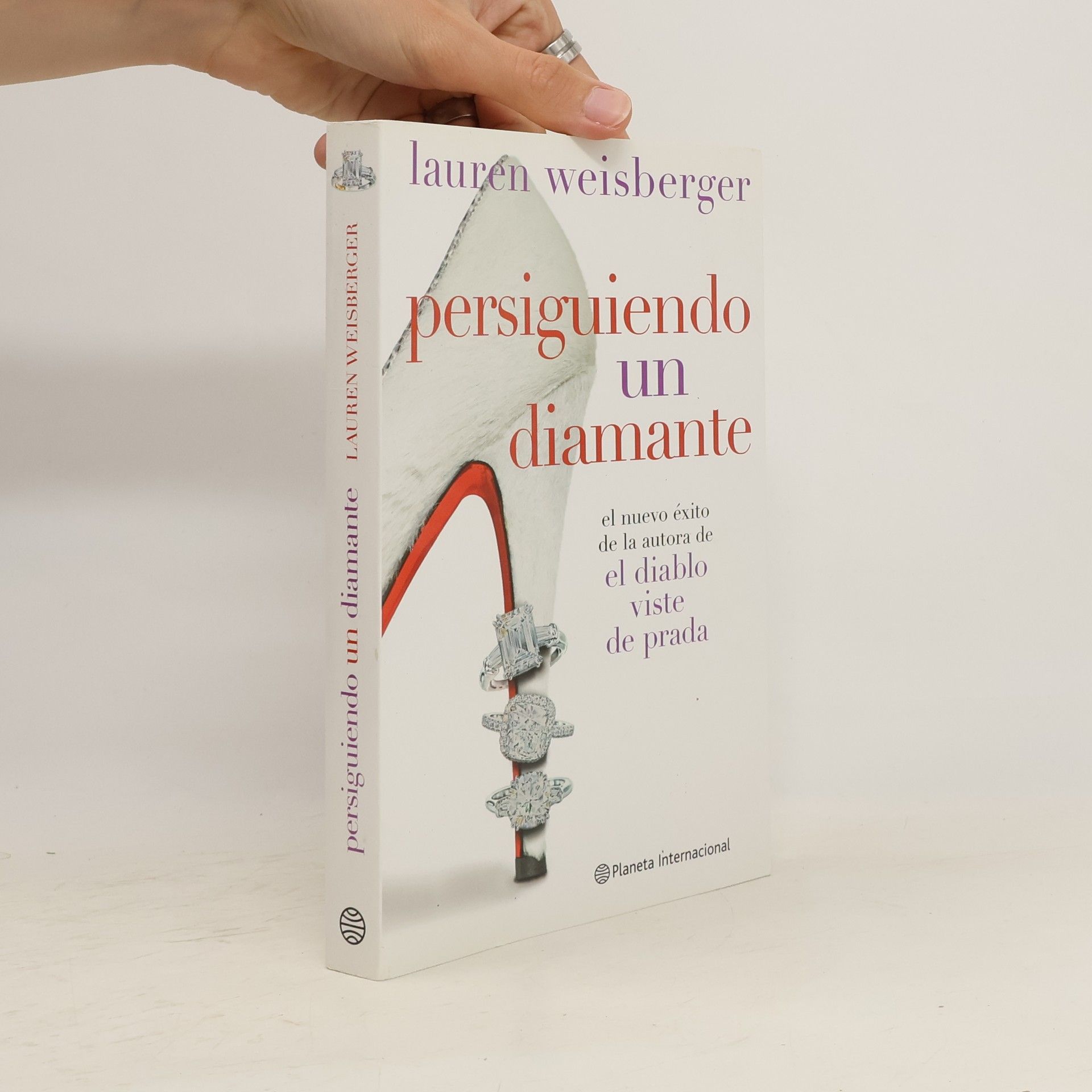 Lauren Weisberger Persiguiendo un diamante