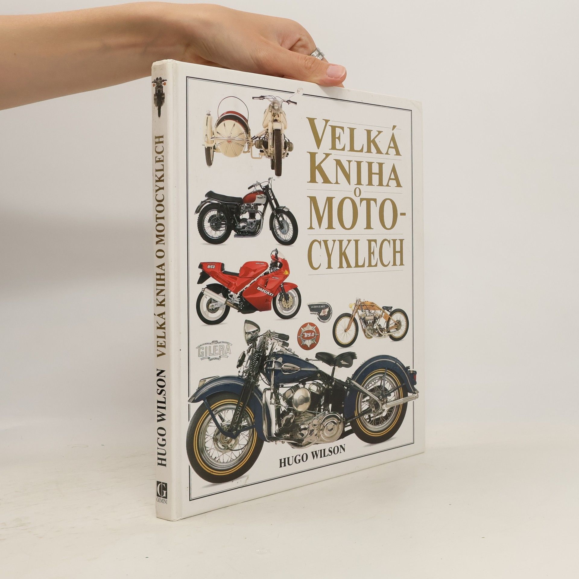 Hugo Wilson Velká kniha o motocyklech