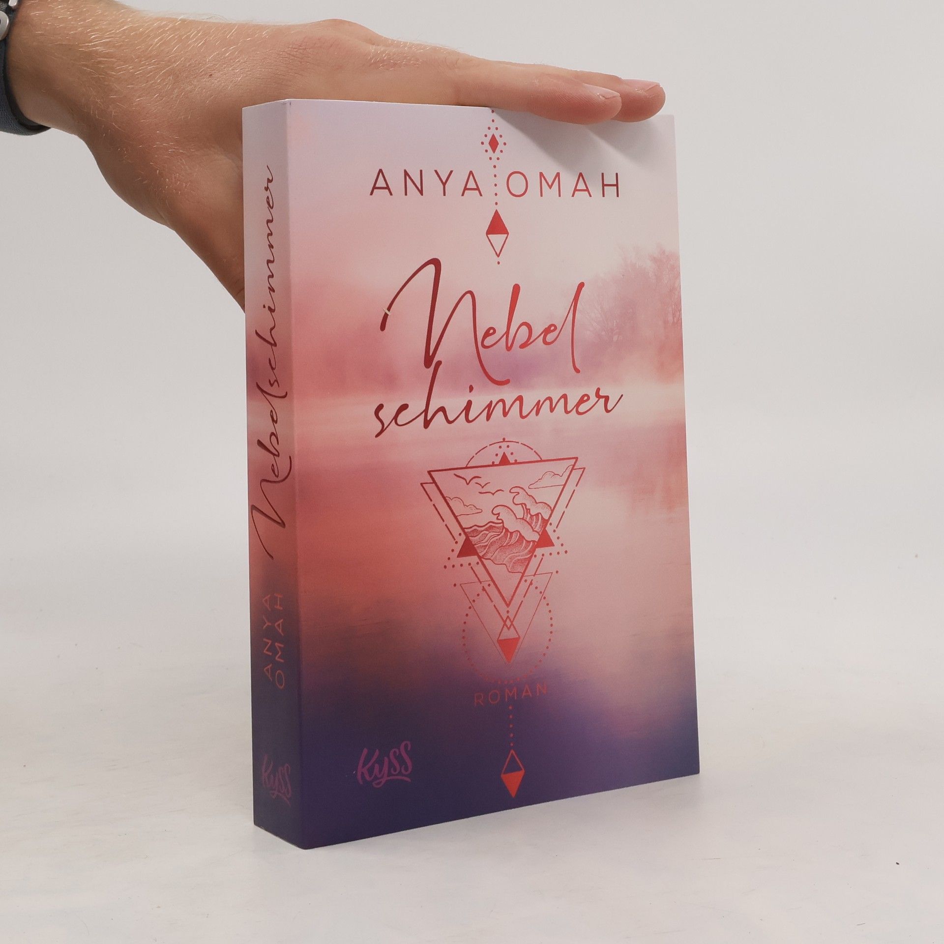 Anya Omah Nebelschimmer