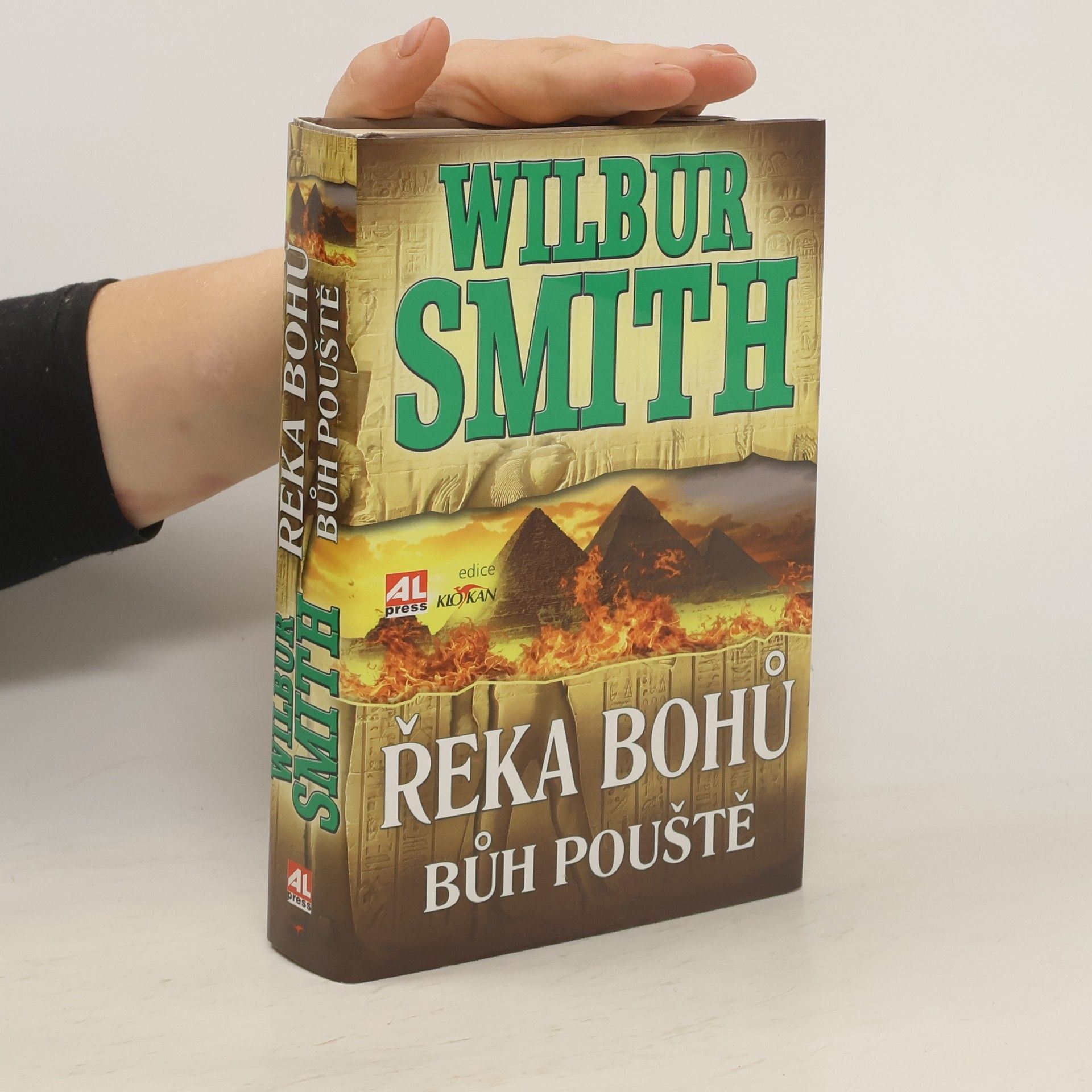 Wilbur Smith Řeka bohů. Bůh pouště