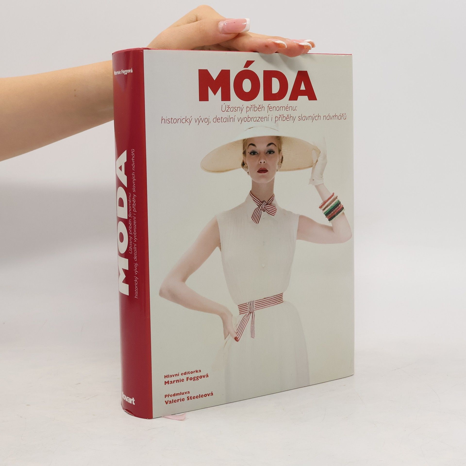 Marnie Fogg Móda - Úžasný příbeh fenoménu