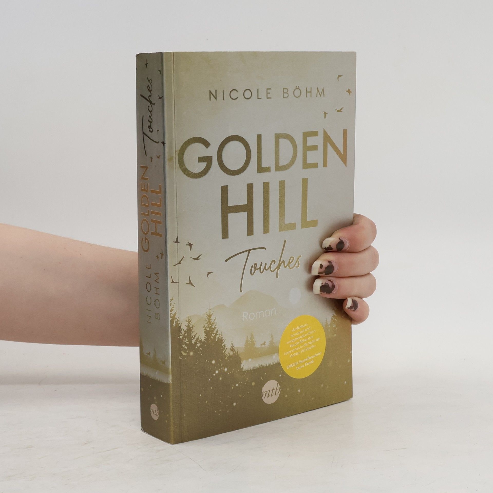 Nicole Böhm Golden Hill Touches