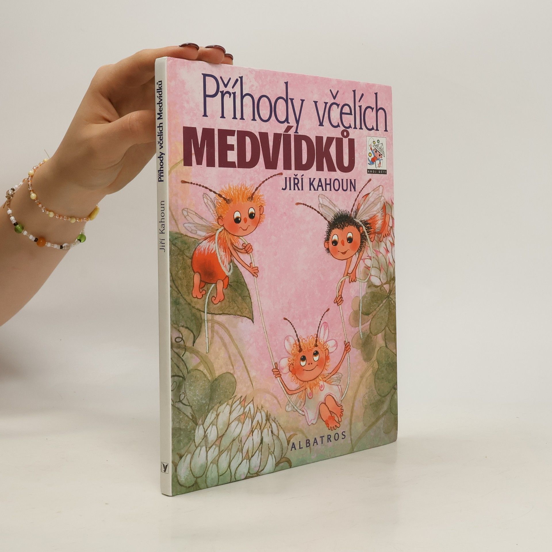 Jiří Kahoun Příhody včelích medvídků