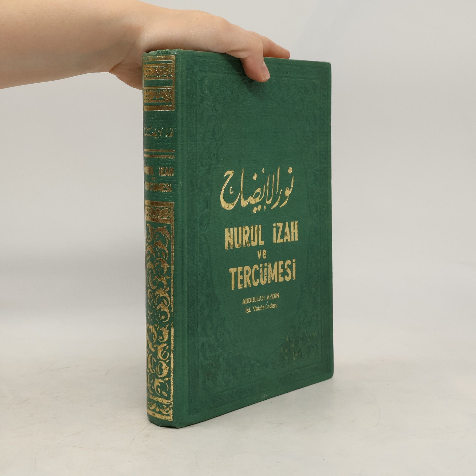 Kolektív autorov El-Miftah Şerhi Nuru'l İzah ve Tercümesi