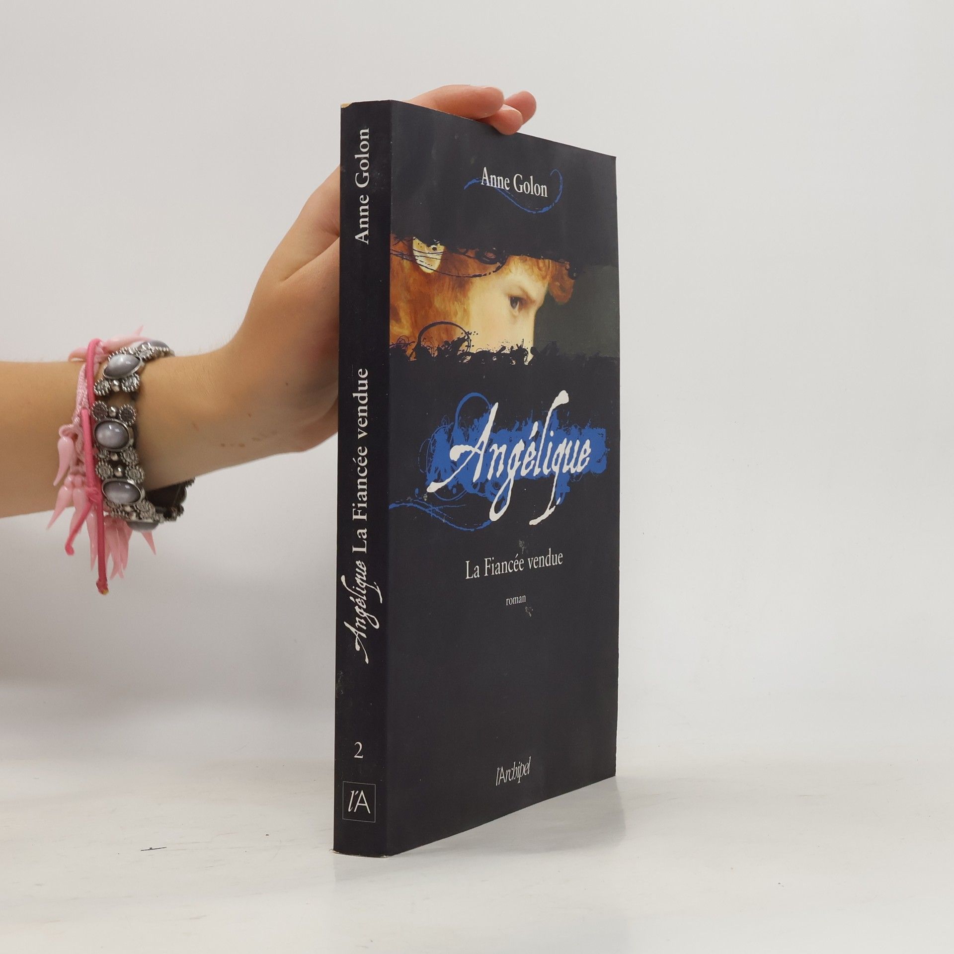 Anne Golon Angélique. La Fiancée vendue