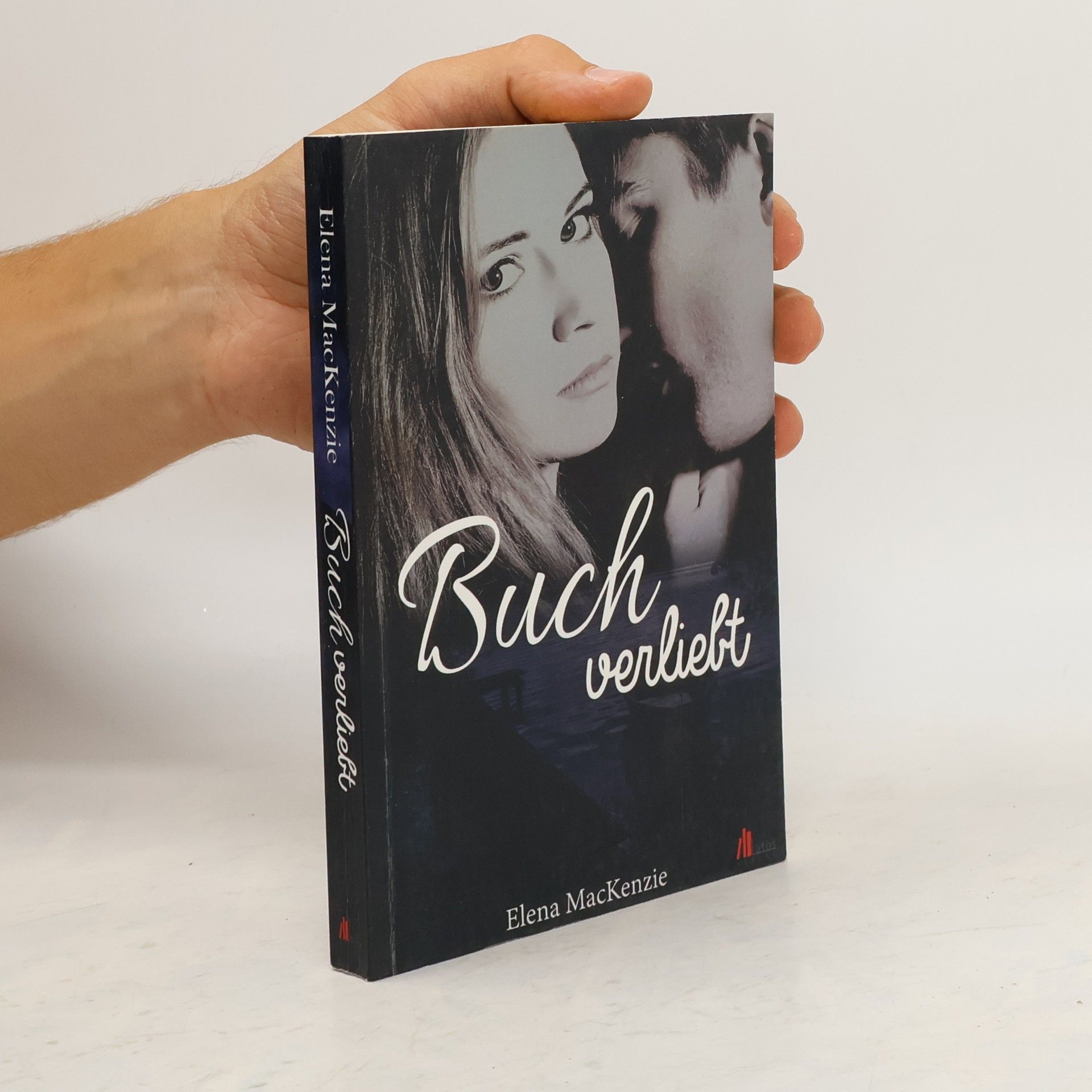 Elena MacKenzie Buchverliebt